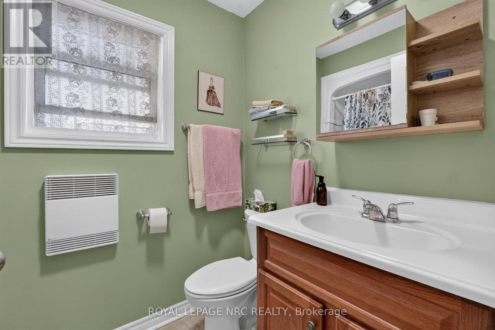 3852 Mathewson Avenue, Fort Erie (Crystal Beach), Ontario  L0S 1B0 - Photo 6 - X13824398