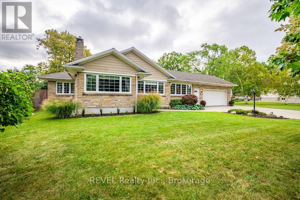 340 Thornwood Avenue, Fort Erie (Ridgeway), Ontario  L0S 1N0 - Photo 3 - X13824628