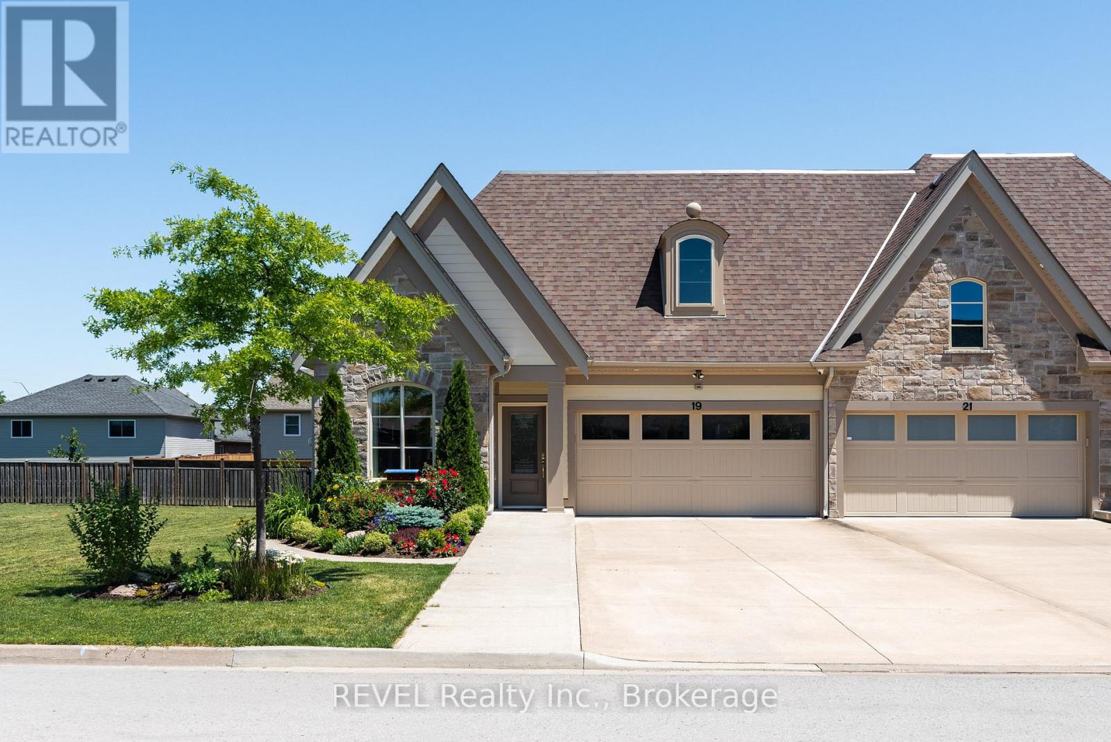 19 FRANCESCO CRESCENT, st. catharines (rykert/vansickle), Ontario
