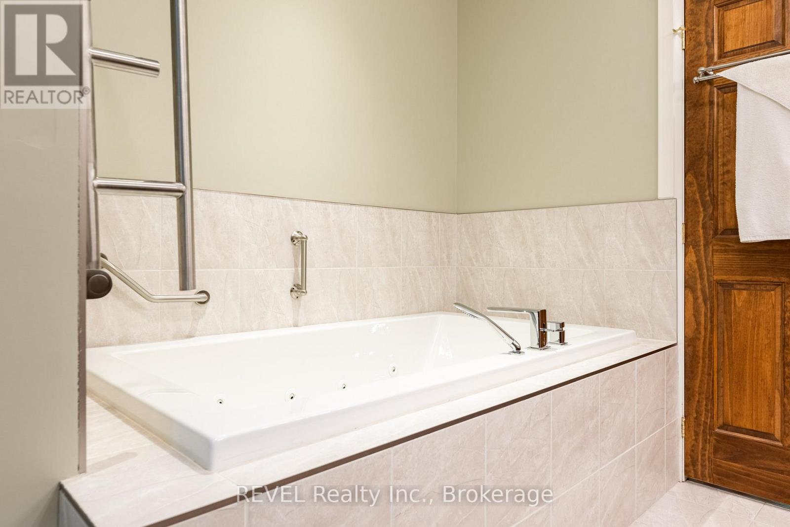 19 Francesco Crescent, St. Catharines, Ontario  L2S 4C7 - Photo 19 - X13824666