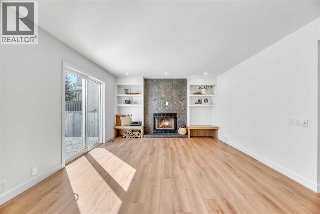 238 Hawktree Bay NW, Calgary, Alberta  T3G 2Z3 - Photo 10 - A2346500