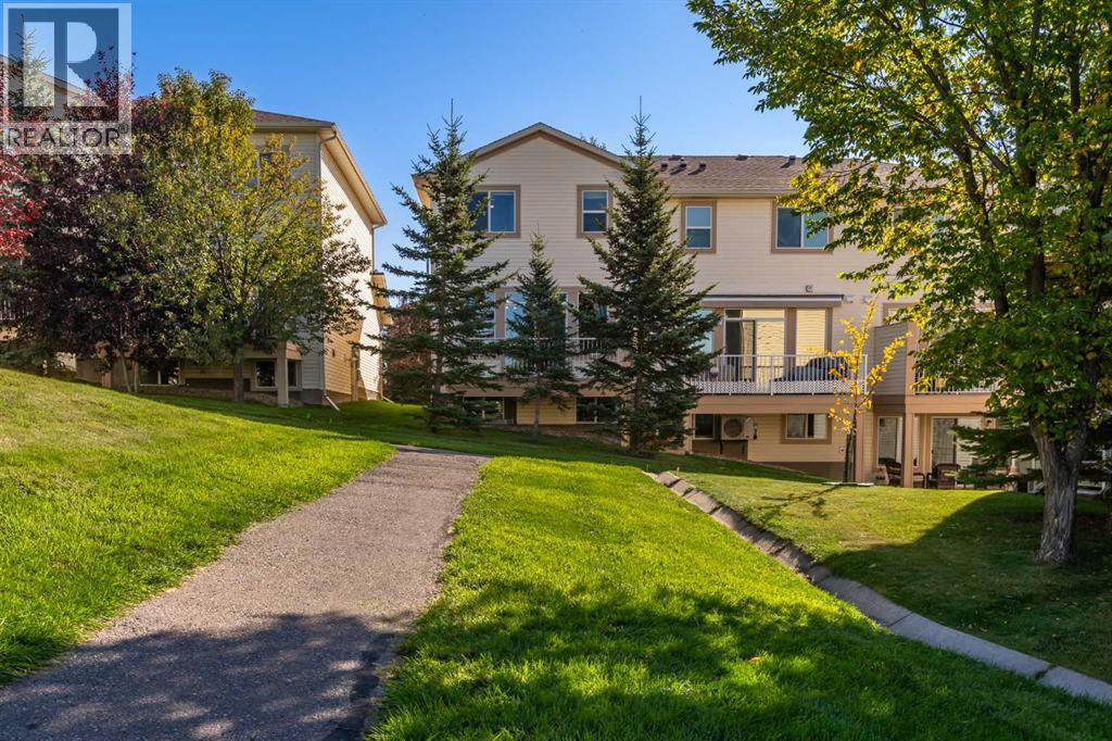 192 Sunset Point, Cochrane, Alberta  T4C 0L1 - Photo 35 - A2347421