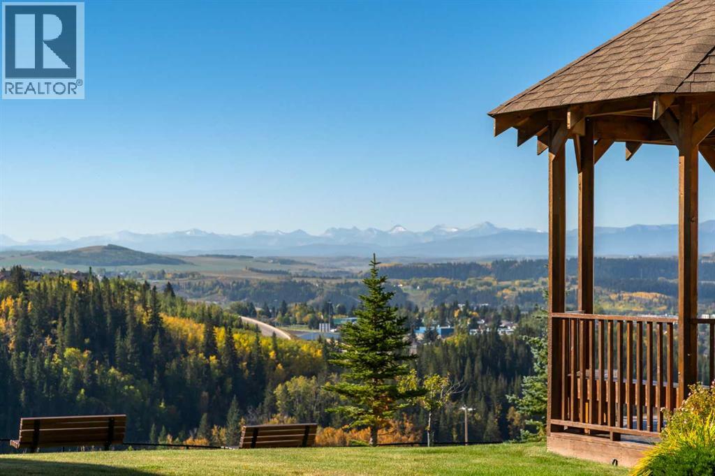 192 Sunset Point, Cochrane, Alberta  T4C 0L1 - Photo 36 - A2347421