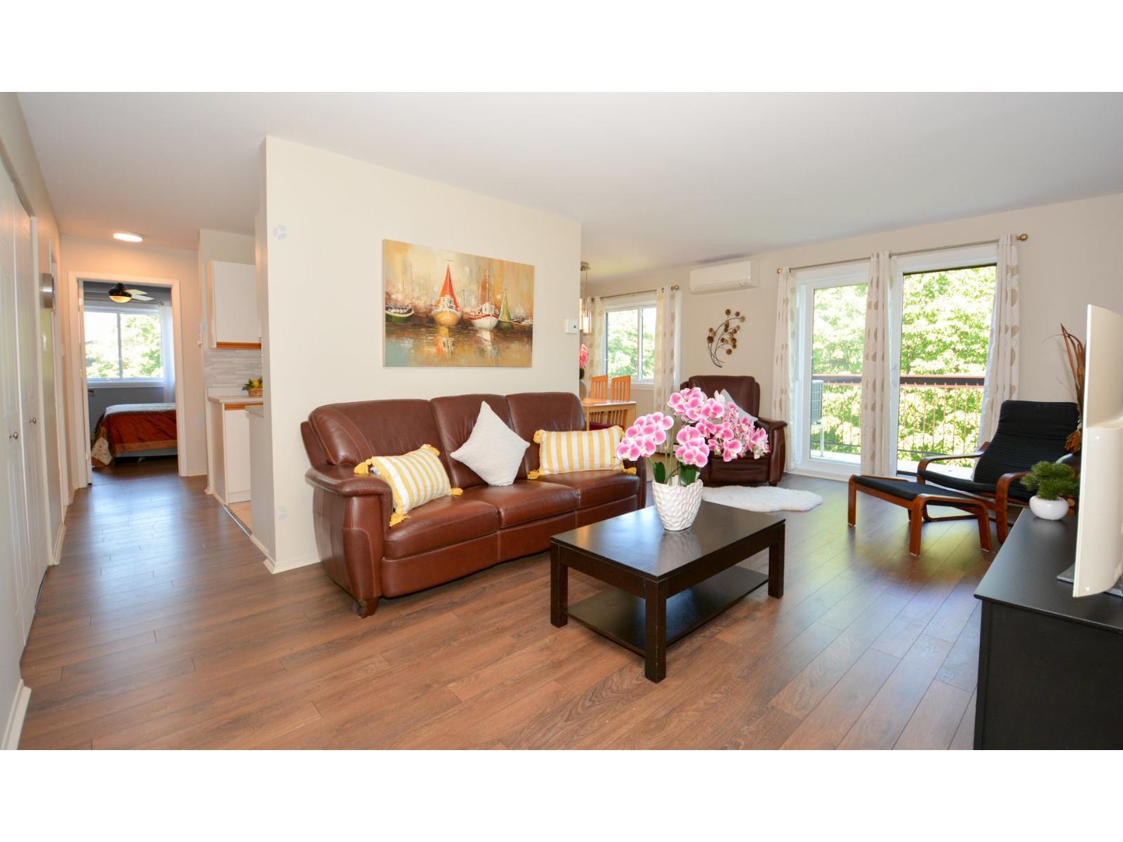 6120 Rue Lise-Charbonneau|#402 Longueuil (Saint-Hubert) Quebec Canada J3Y8M9 4