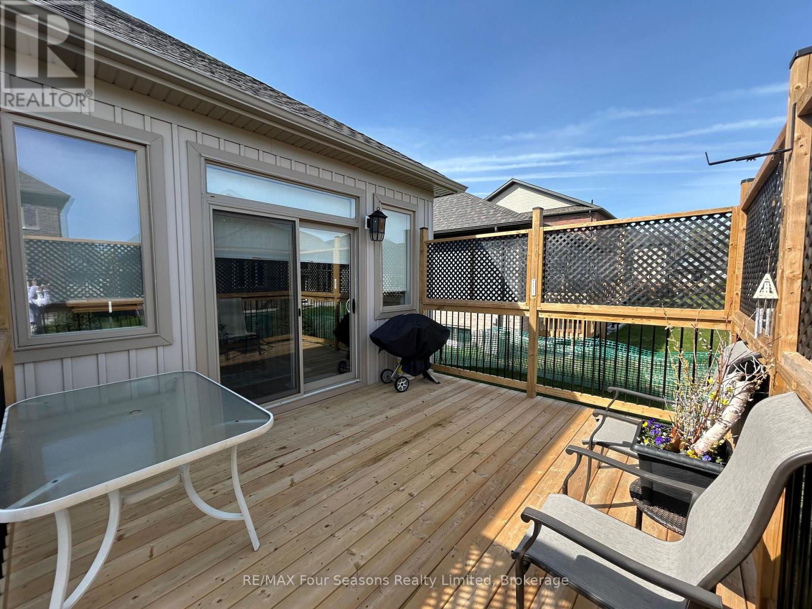 248 Duncan Street, Clearview (Stayner), Ontario  L0M 1S0 - Photo 35 - S13824552