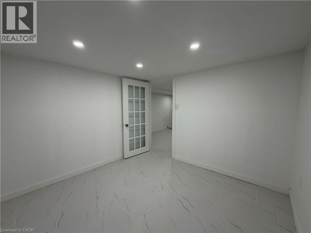 804 St Clair Avenue W Unit# Bsmt, Toronto, Ontario  M6C 1B6 - Photo 12 - 40866338