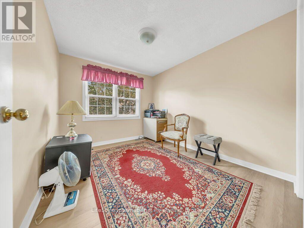 35 - 375 Holiday Inn Drive, Cambridge, Ontario N3C 3P6 - Photo 13 - X13824490