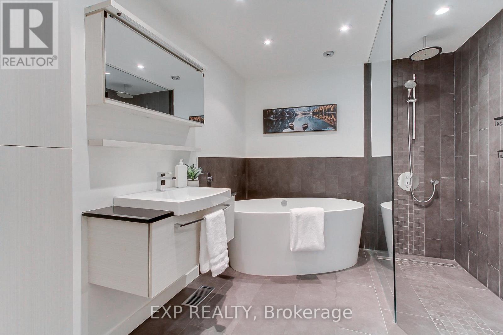 4 - 306 Sackville Street, Toronto, Ontario  M5A 3G2 - Photo 13 - C13824610