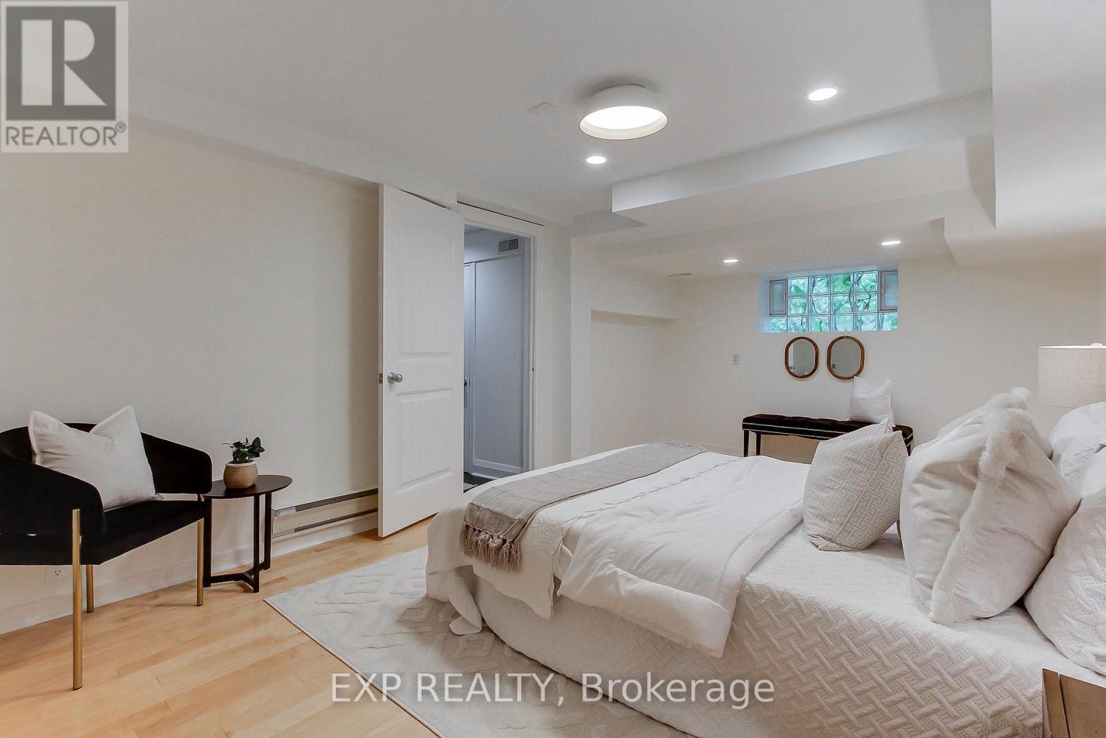 4 - 306 Sackville Street, Toronto, Ontario  M5A 3G2 - Photo 5 - C13824610