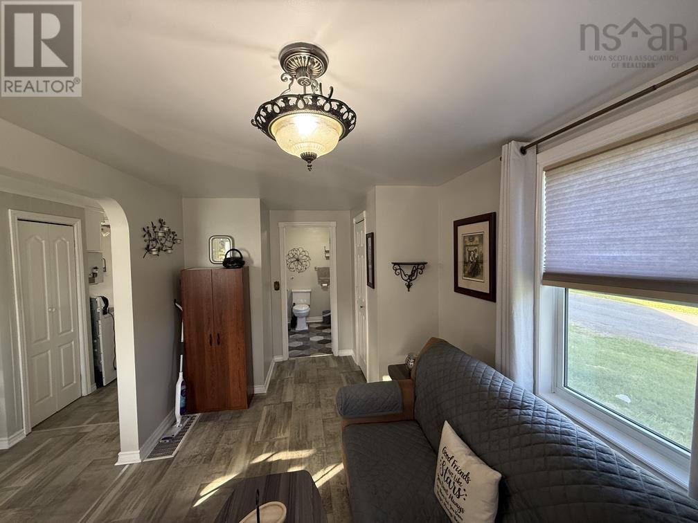 3569 Ellsworth Avenue, New Waterford, Nova Scotia  B1H 2G8 - Photo 21 - 202624265