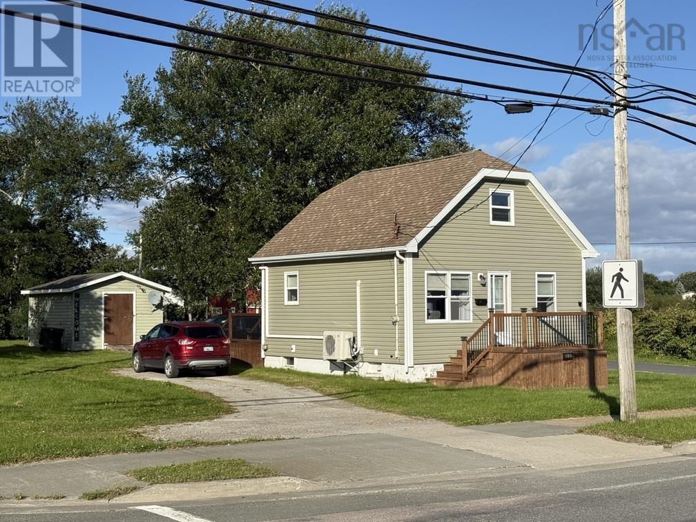 3569 Ellsworth Avenue, New Waterford, Nova Scotia  B1H 2G8 - Photo 6 - 202624265