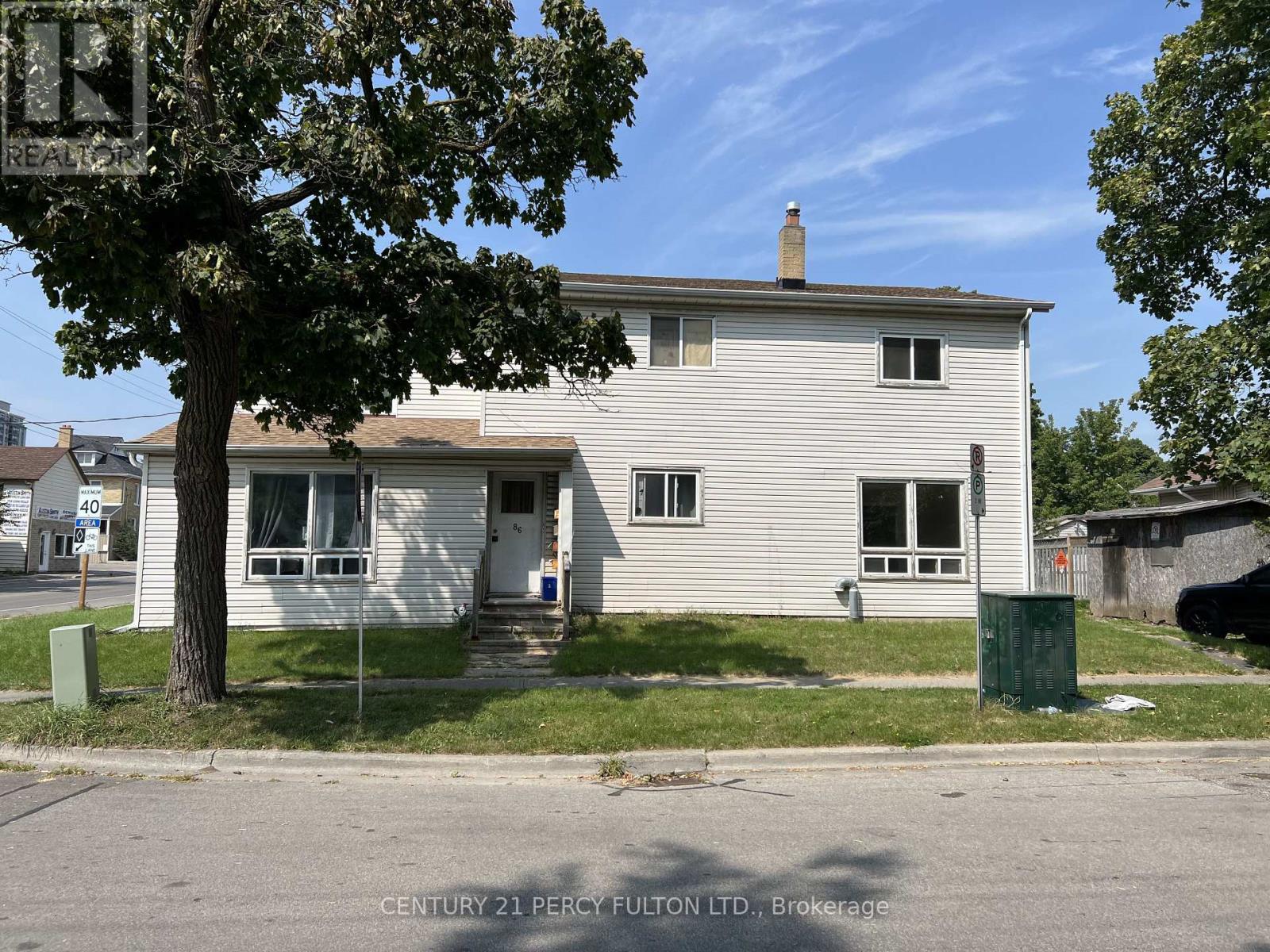 3 - 86 Brock Street E, Oshawa, Ontario  L1G 1S1 - Photo 1 - E13824388