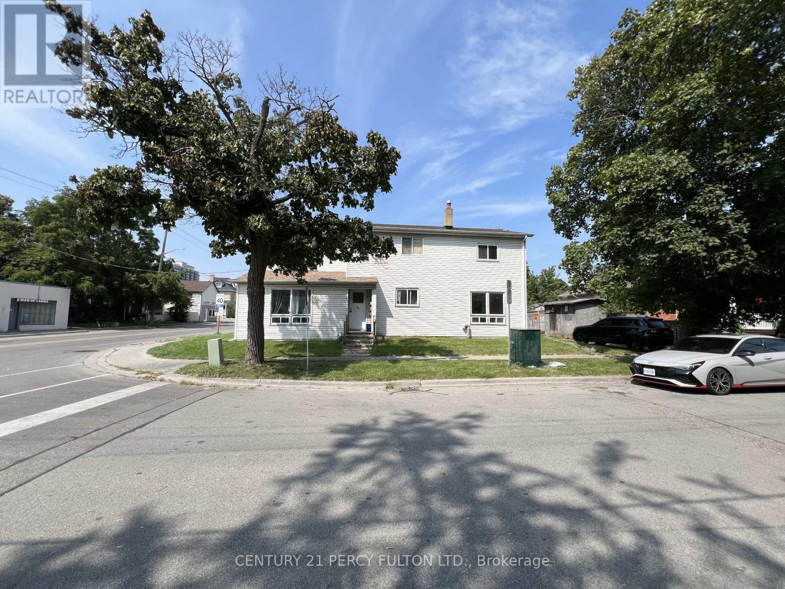 3 - 86 Brock Street E, Oshawa, Ontario  L1G 1S1 - Photo 2 - E13824388