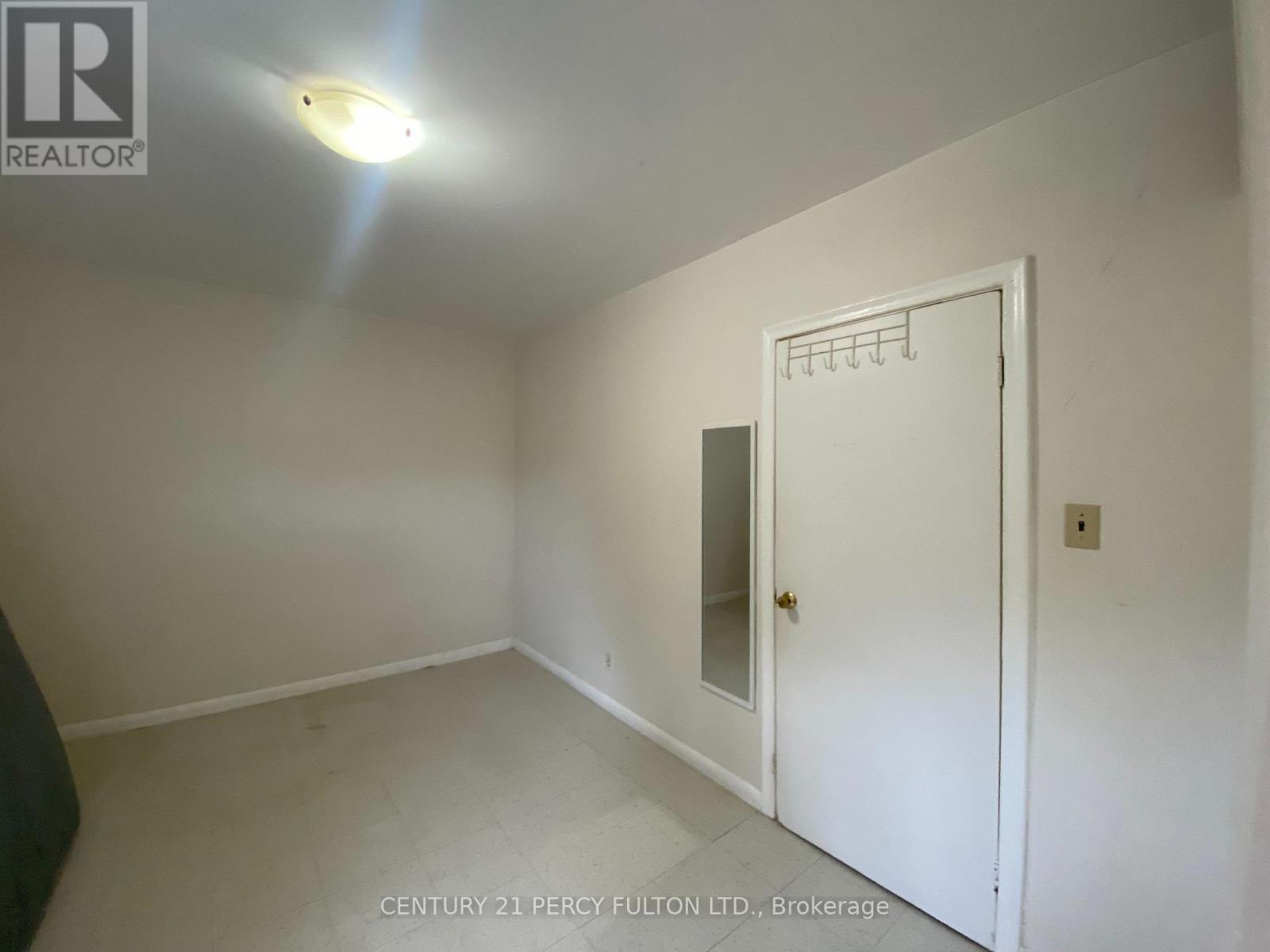 3 - 169 Mary Street N, Oshawa, Ontario  L1G 5C1 - Photo 13 - E13824400
