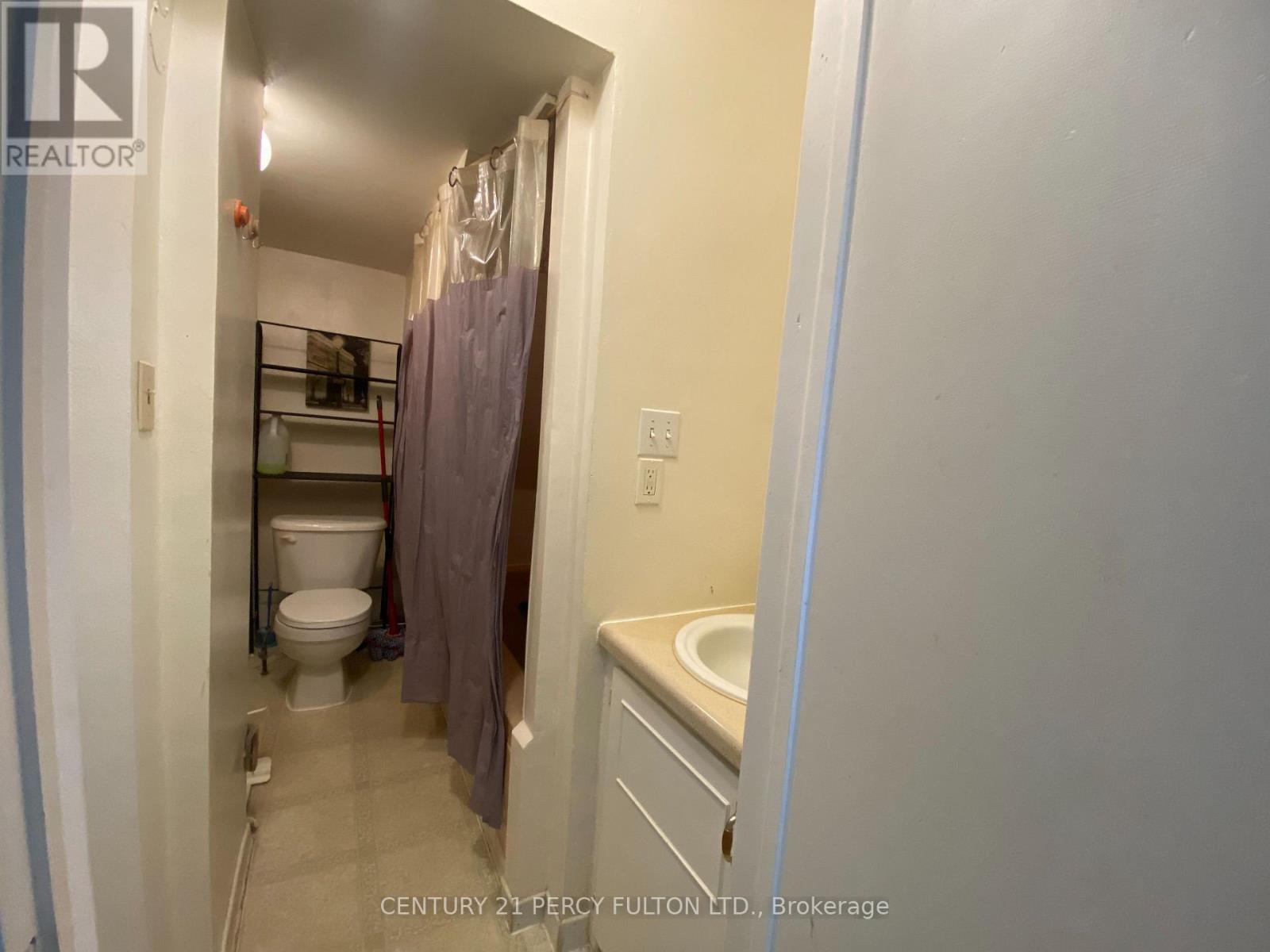 3 - 169 Mary Street N, Oshawa, Ontario  L1G 5C1 - Photo 16 - E13824400