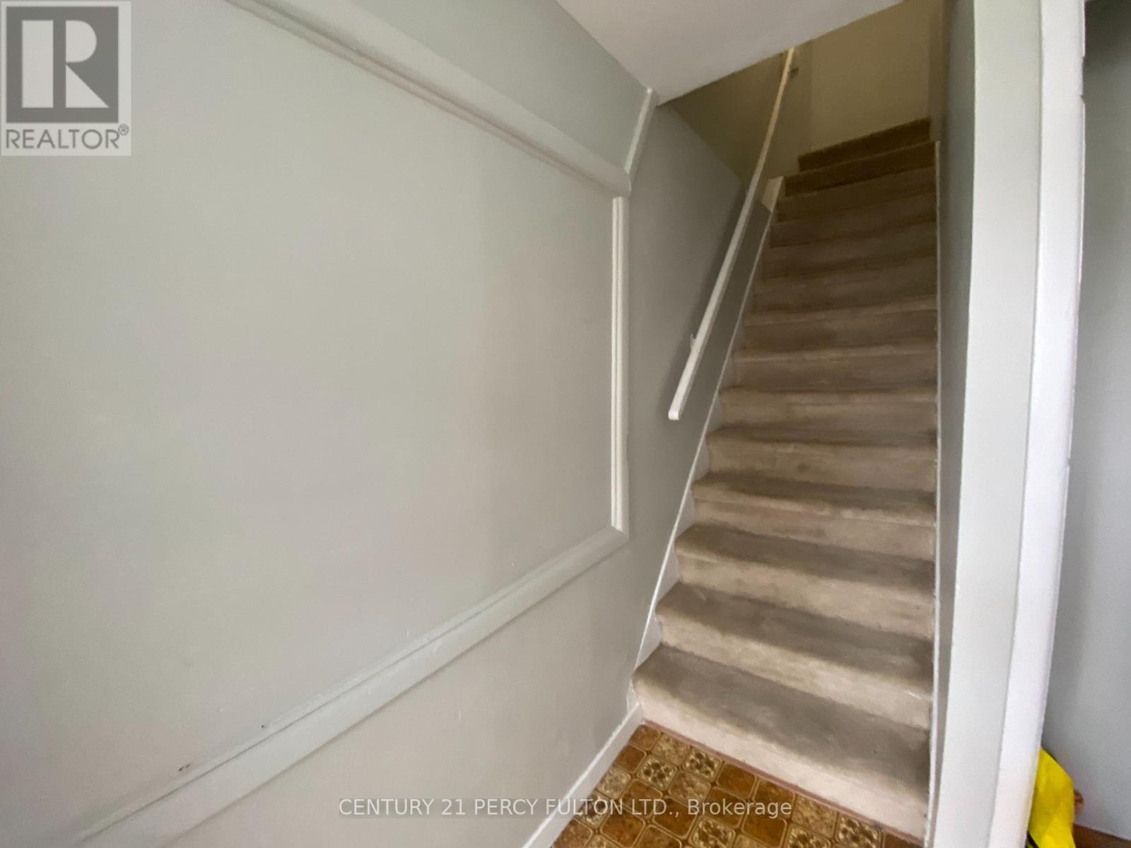 1 - 169 Mary Street N, Oshawa, Ontario  L1G 5C1 - Photo 3 - E13824410