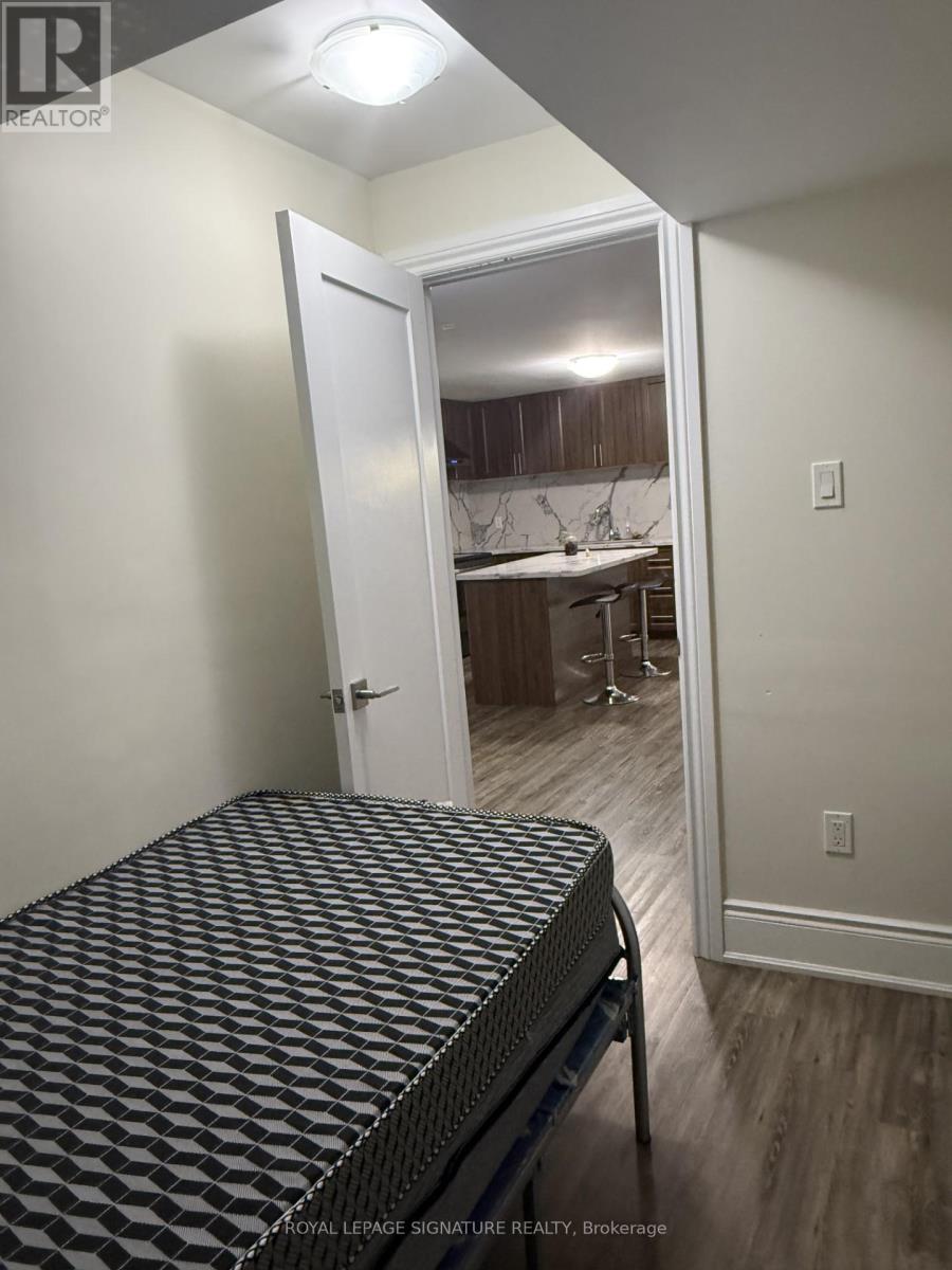 Bsmt - 25 Westbourne Avenue, Toronto, Ontario  M1L 2Y1 - Photo 15 - E13824478