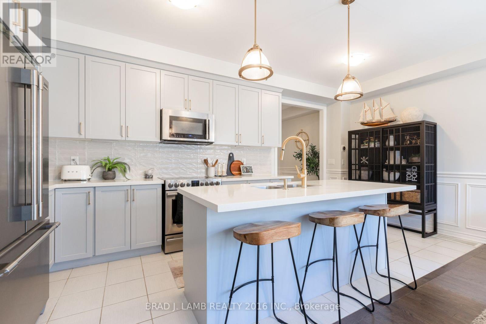 57 Sutcliffe Drive, Whitby, Ontario  L1R 0R1 - Photo 10 - E13824510