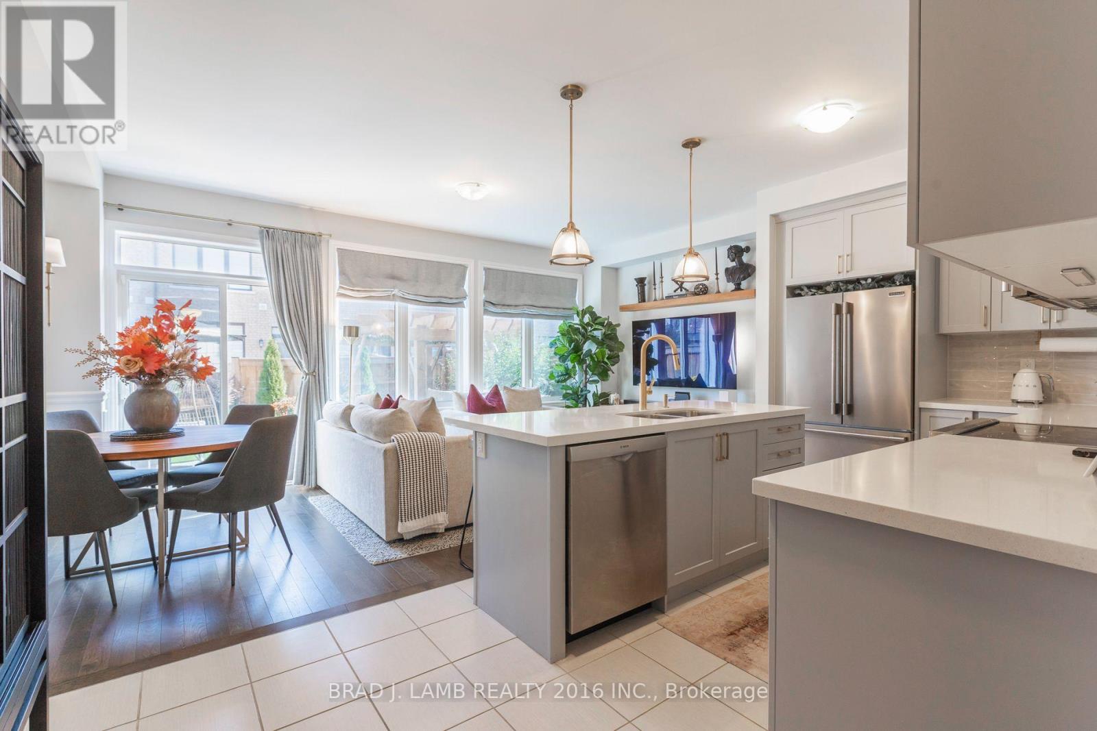 57 Sutcliffe Drive, Whitby, Ontario  L1R 0R1 - Photo 8 - E13824510