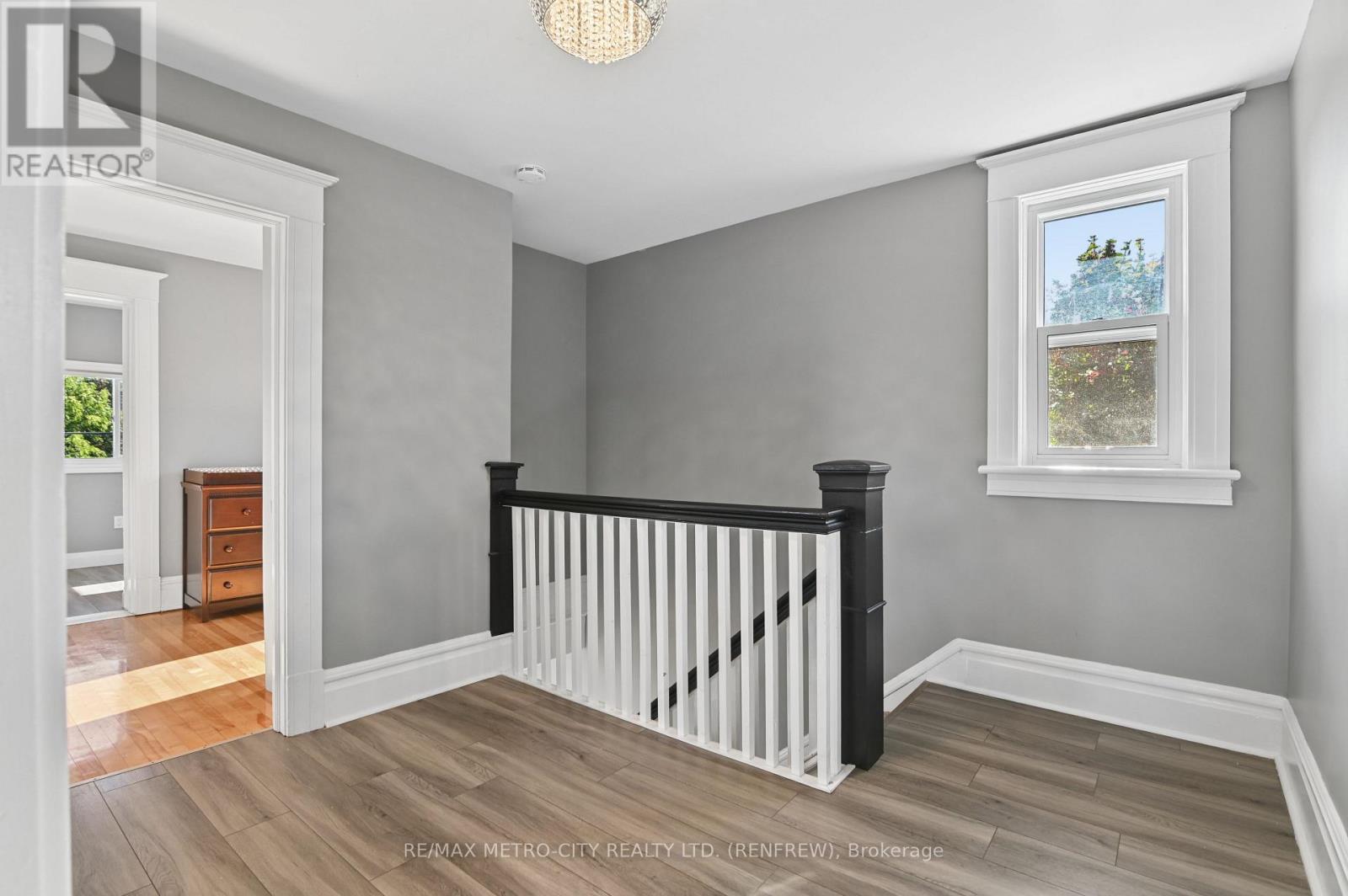 450 Barr Street, Renfrew, Ontario  K7V 1K1 - Photo 21 - X13824466