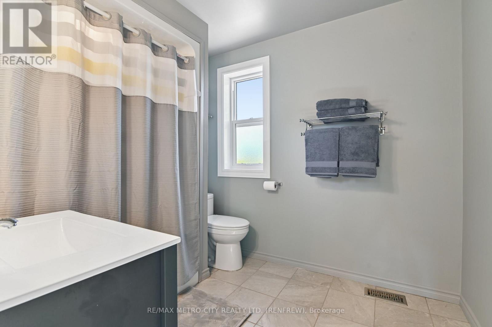 450 Barr Street, Renfrew, Ontario  K7V 1K1 - Photo 27 - X13824466