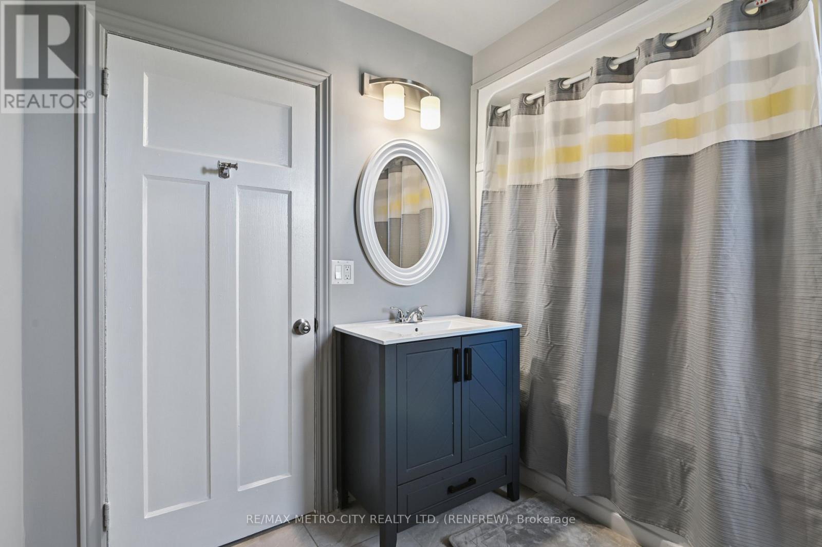 450 Barr Street, Renfrew, Ontario  K7V 1K1 - Photo 28 - X13824466