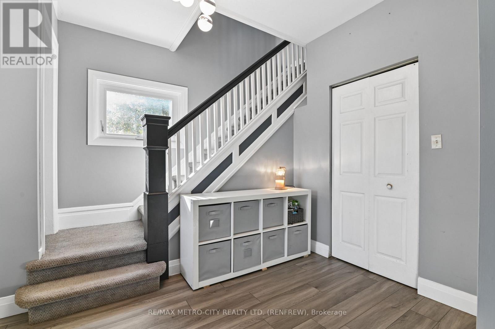 450 Barr Street, Renfrew, Ontario  K7V 1K1 - Photo 6 - X13824466