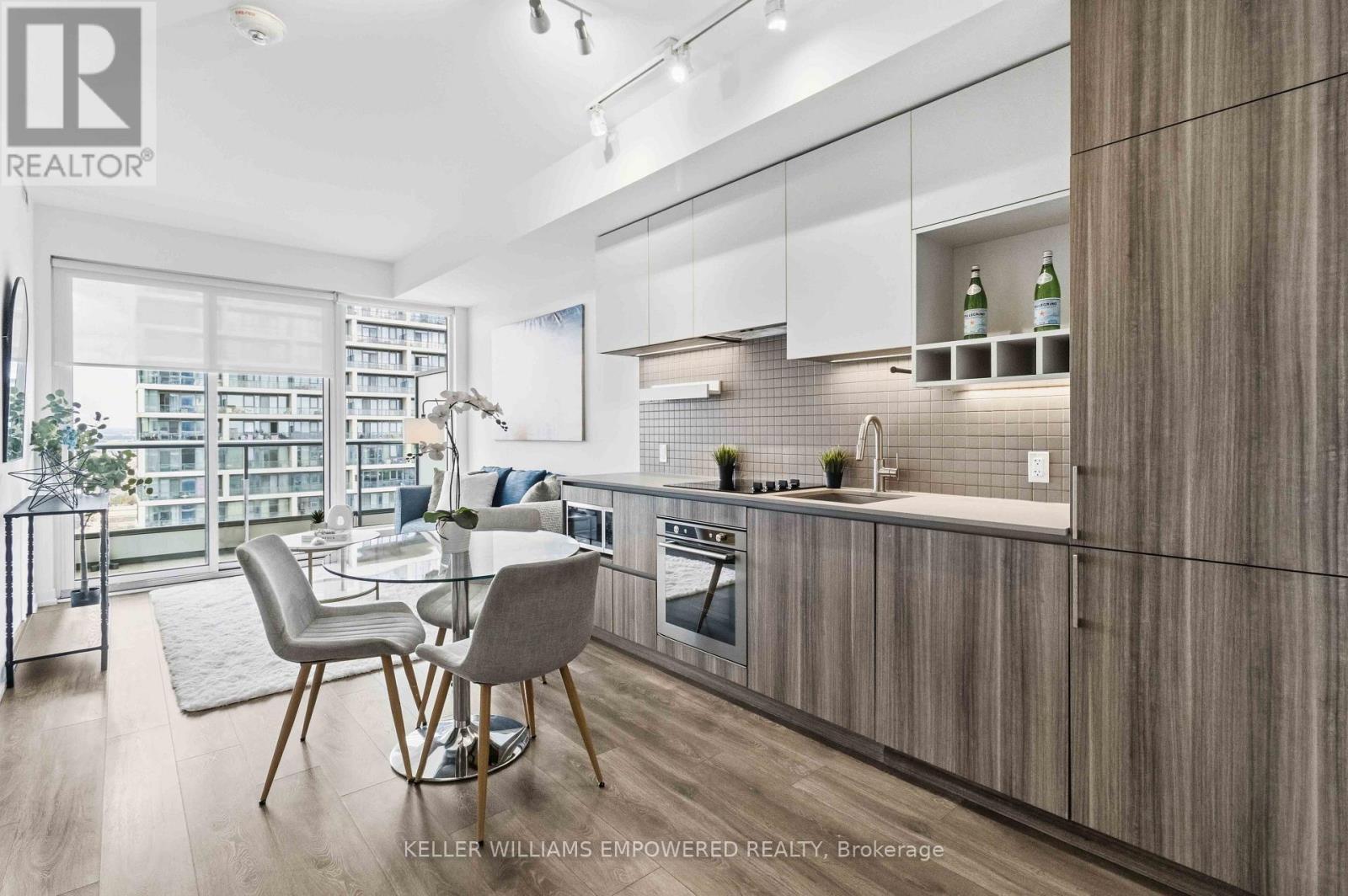2501 - 5 Buttermill Avenue, Vaughan, Ontario  L4K 0J5 - Photo 6 - N13824308