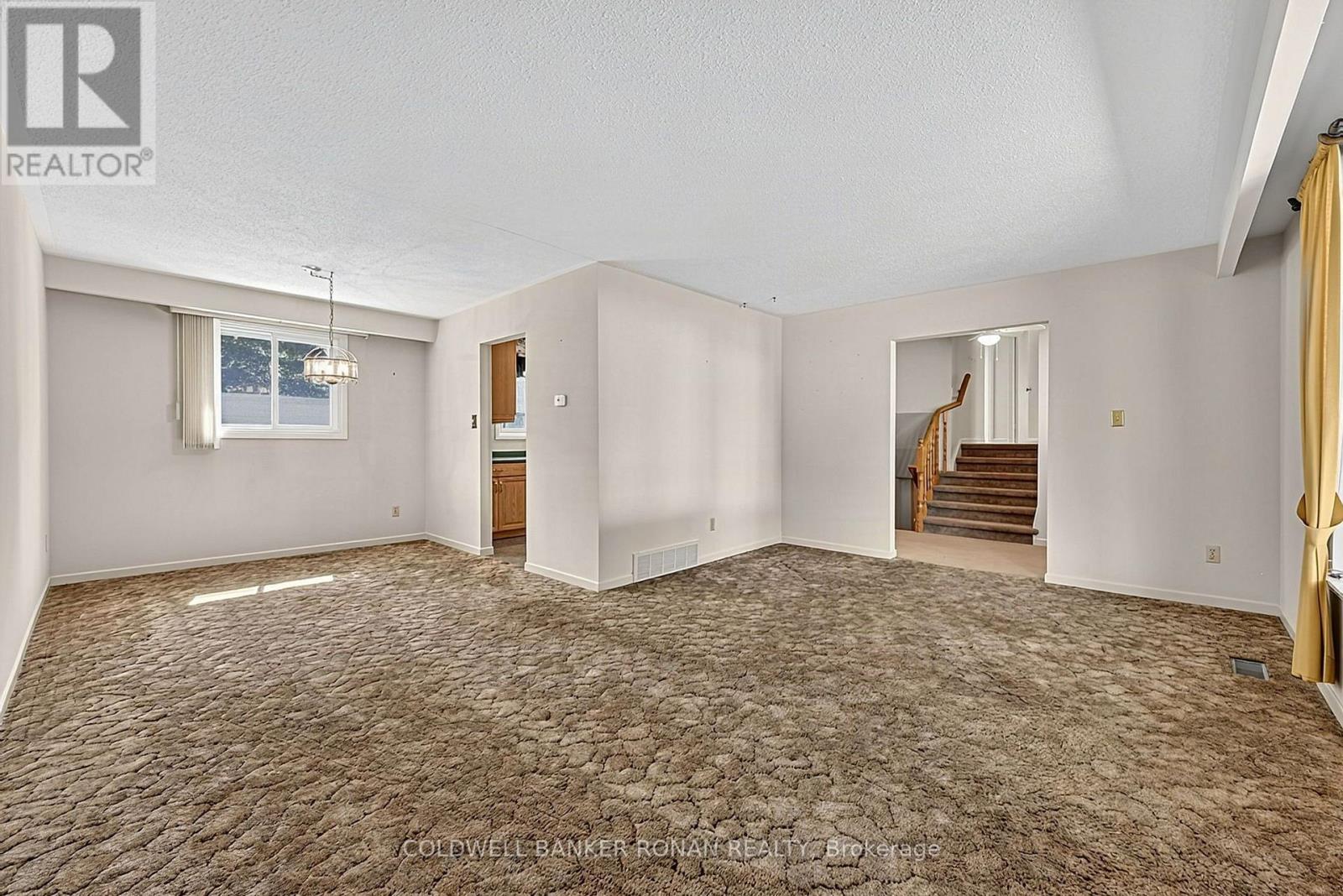 13 Grohal Drive, Adjala-Tosorontio (Everett), Ontario  L0M 1J0 - Photo 7 - N13824468