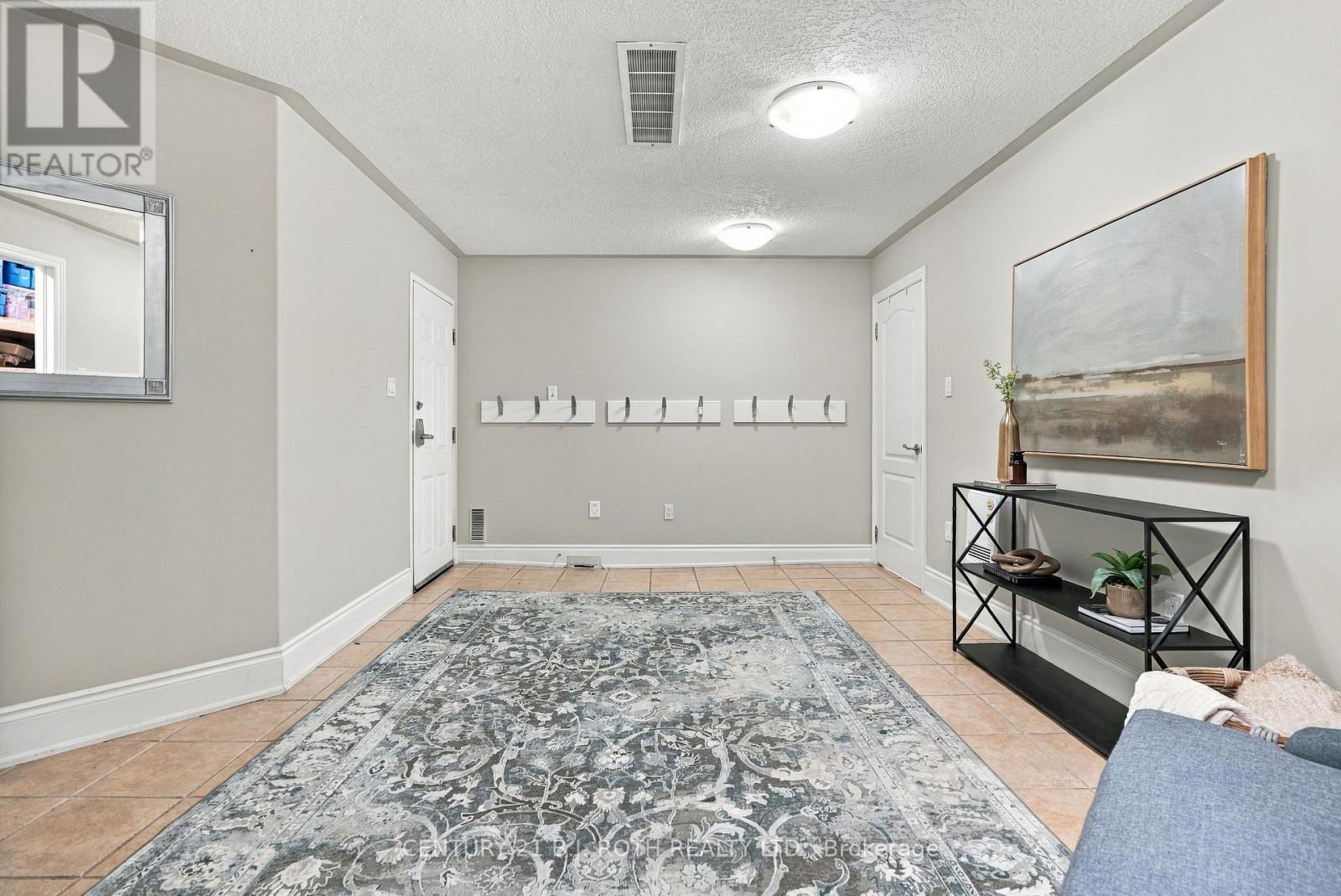 6 Orsi Court, Barrie, Ontario  L4N 0C7 - Photo 34 - S13824544