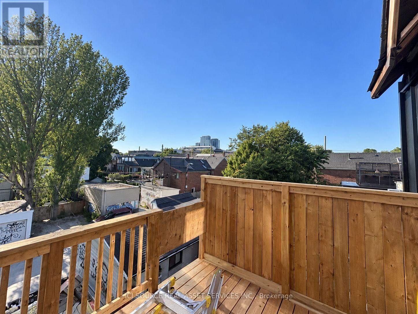 1 - 150 BRUNSWICK AVENUE photo 4