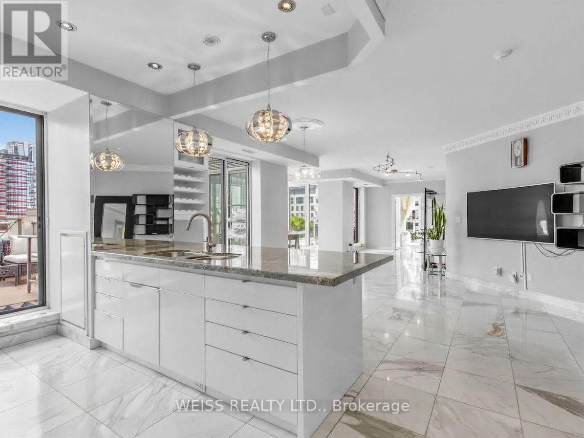 902 - 18 Beverley Street, Toronto, Ontario  M5T 3L2 - Photo 9 - C13822264