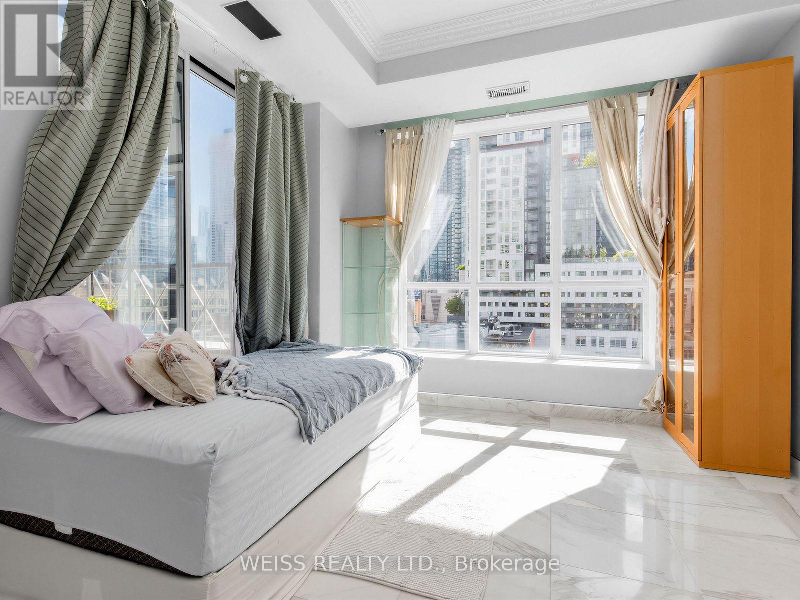902 - 18 Beverley Street, Toronto, Ontario  M5T 3L2 - Photo 16 - C13822264