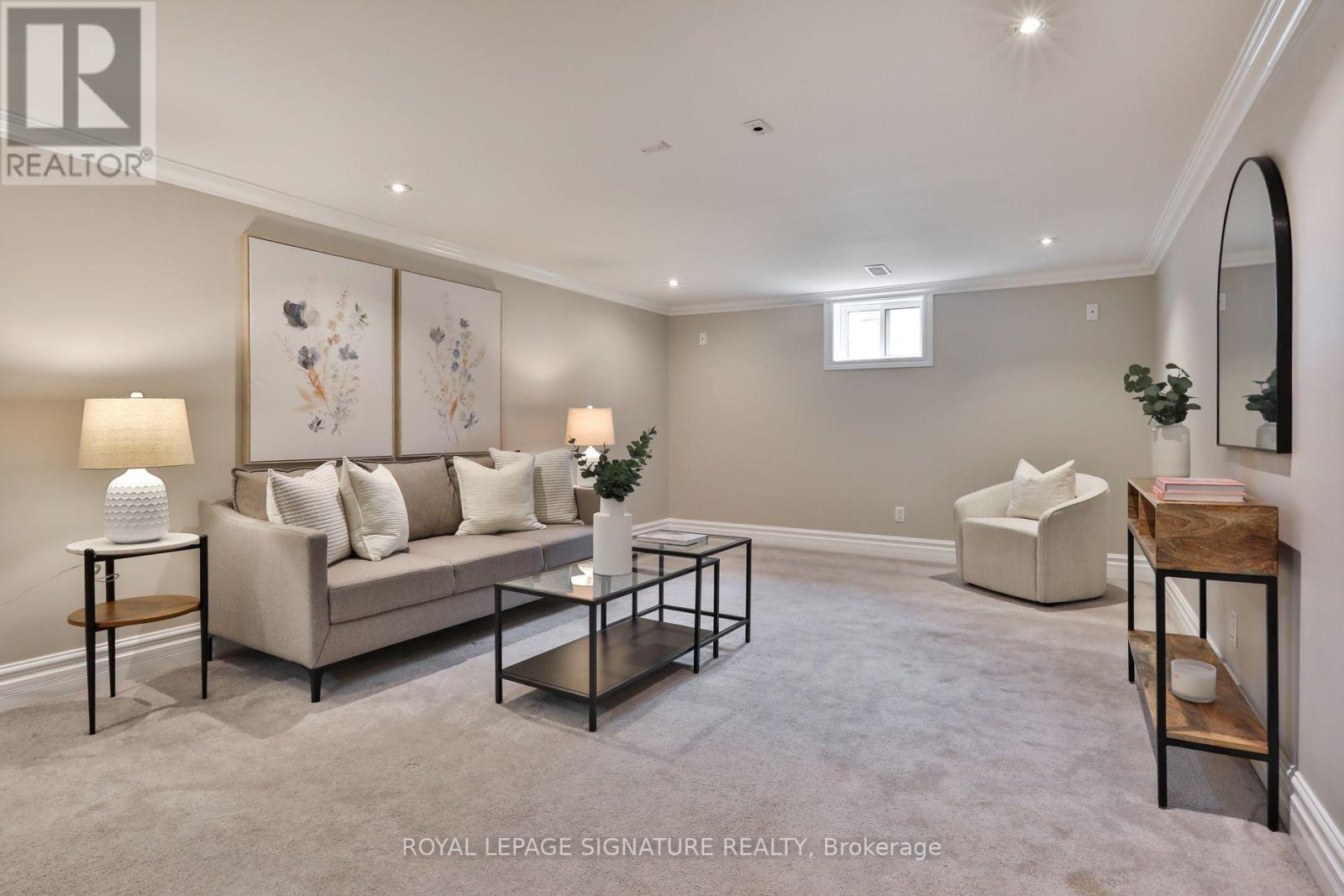 17 Flora Drive, Toronto, Ontario  M1P 1A1 - Photo 37 - E13815776