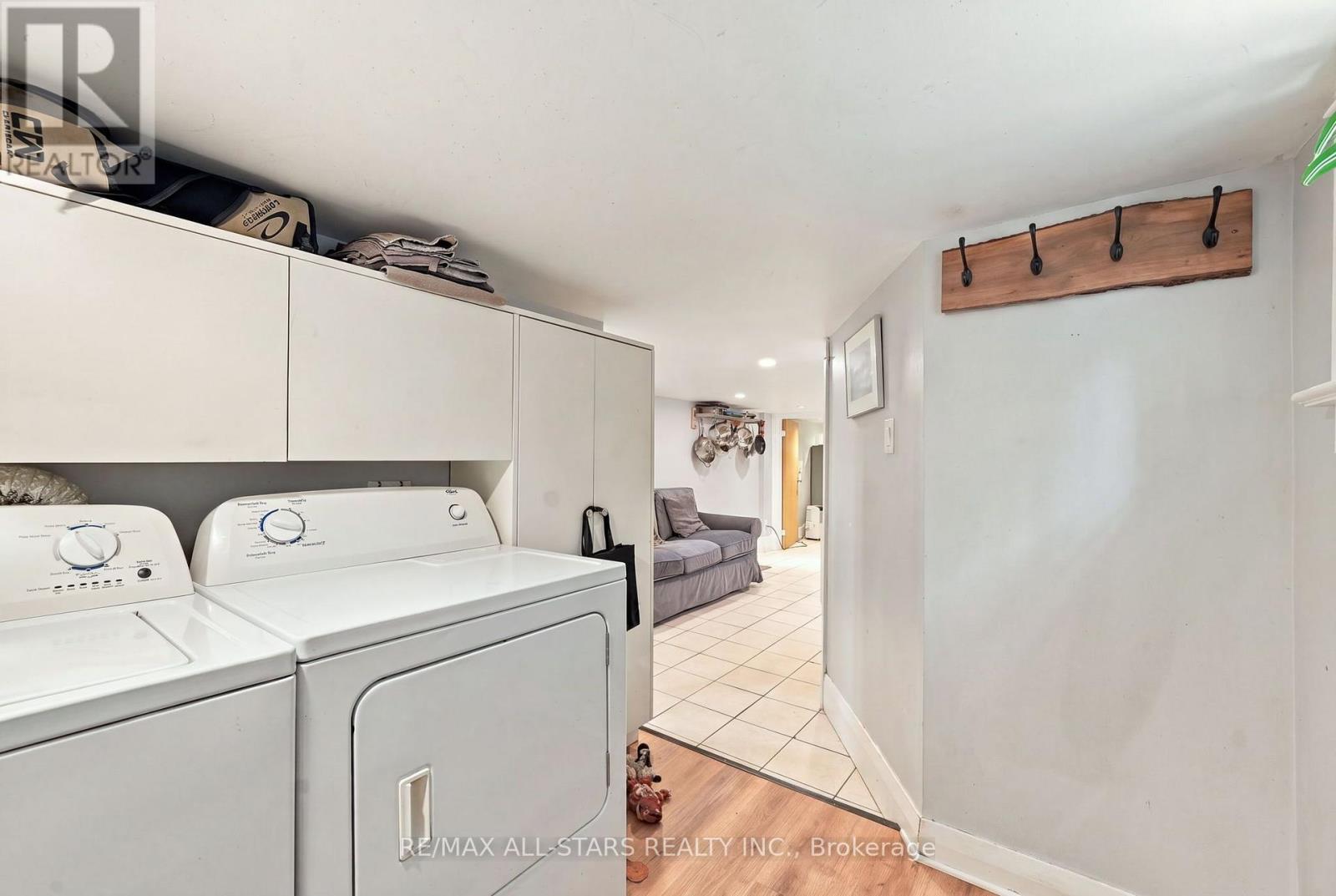 435 Mortimer Avenue, Toronto, Ontario  M4J 2G1 - Photo 28 - E13824052