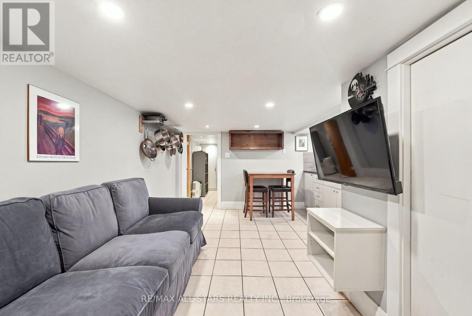 435 Mortimer Avenue, Toronto, Ontario  M4J 2G1 - Photo 29 - E13824052