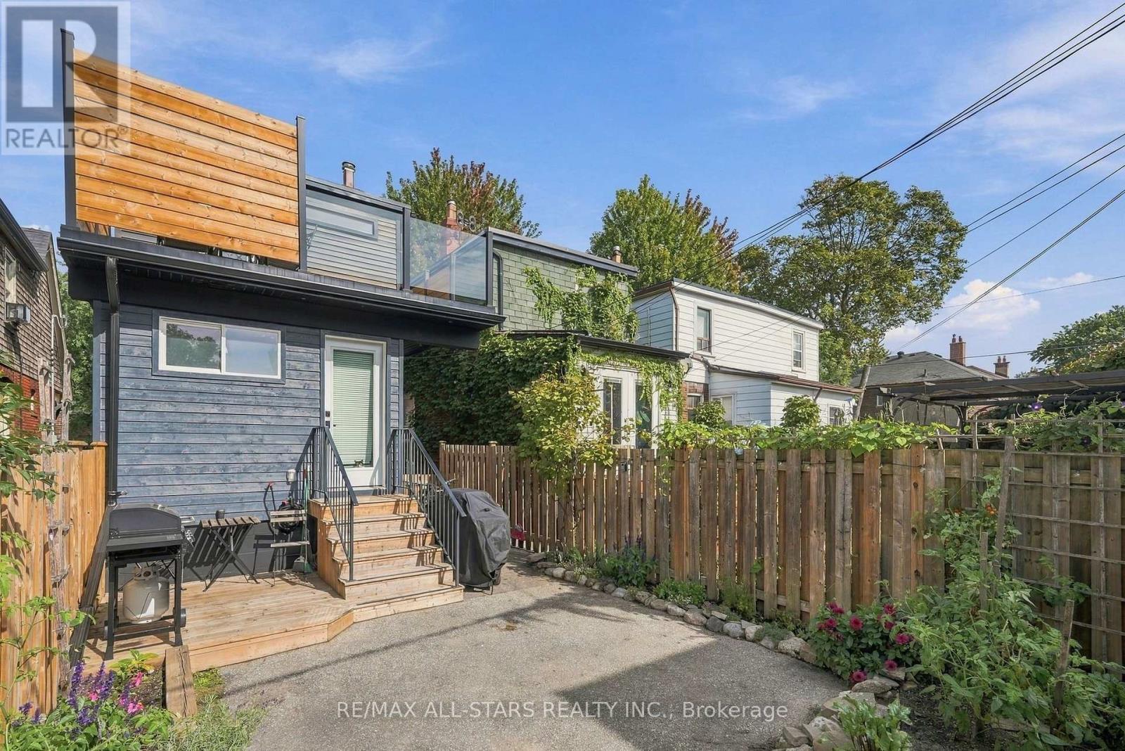 435 Mortimer Avenue, Toronto, Ontario  M4J 2G1 - Photo 36 - E13824052