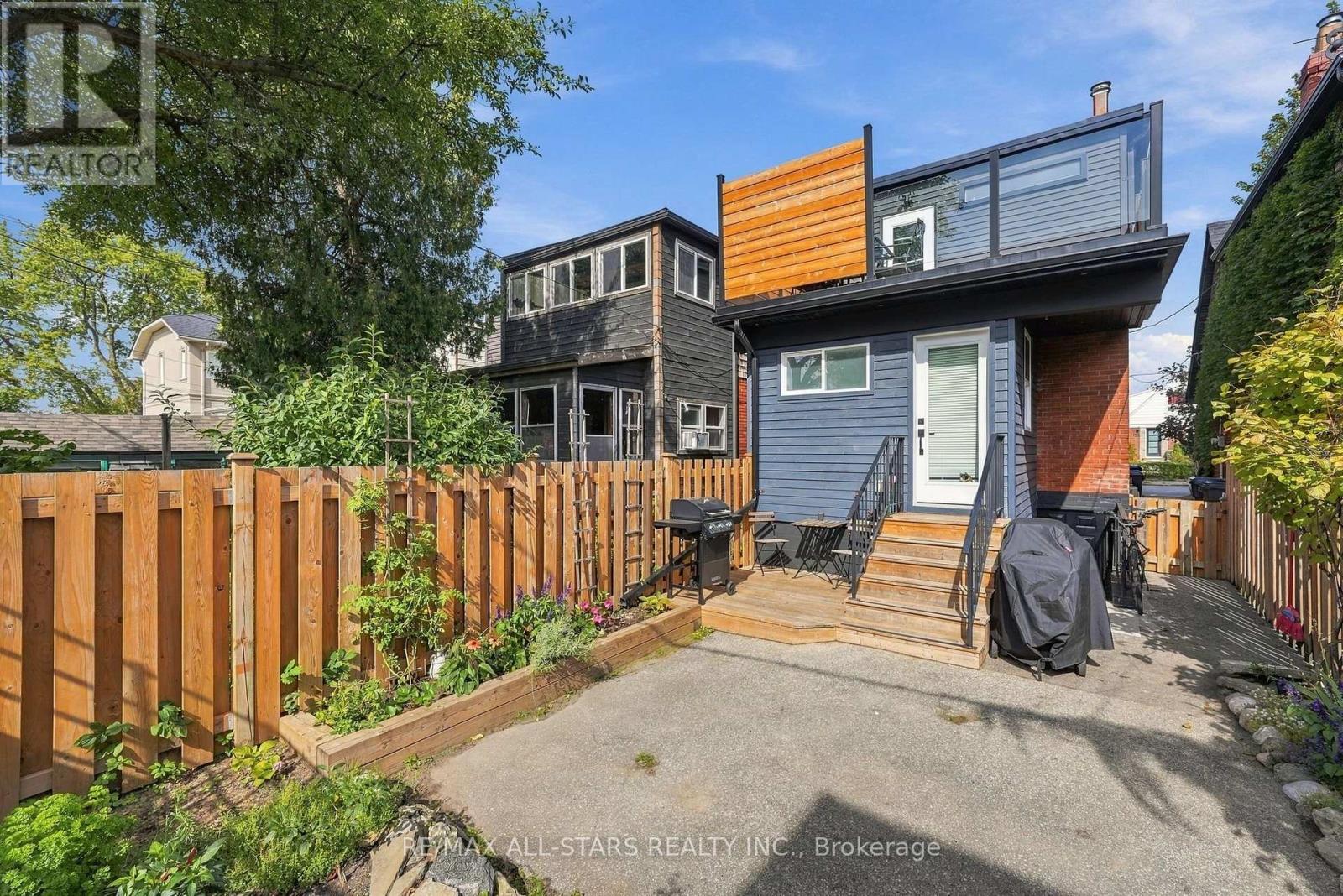435 Mortimer Avenue, Toronto, Ontario  M4J 2G1 - Photo 42 - E13824052
