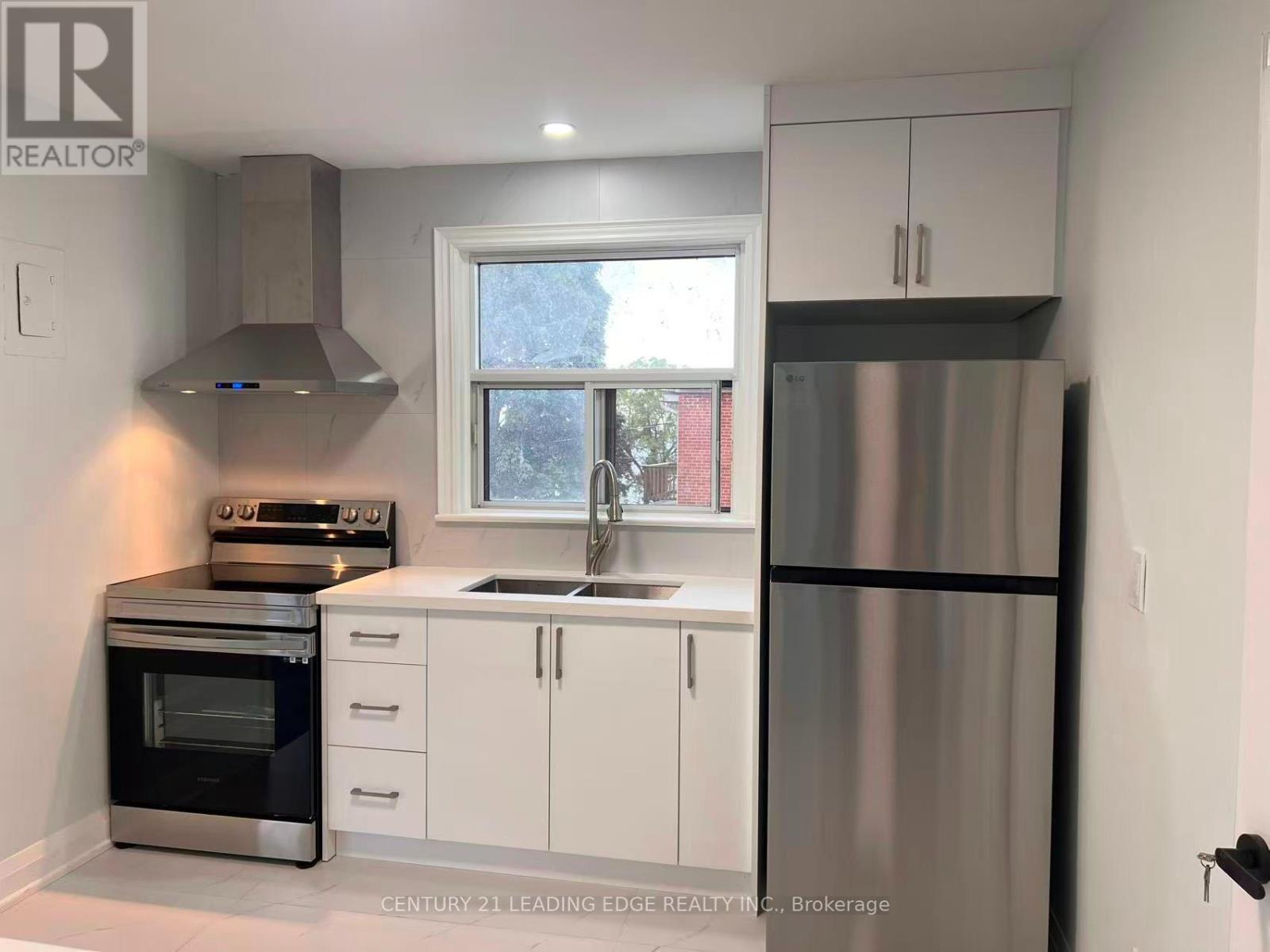 6 - 2719 Lake Shore Boulevard W, Toronto, Ontario  M8V 1G9 - Photo 3 - W13824320