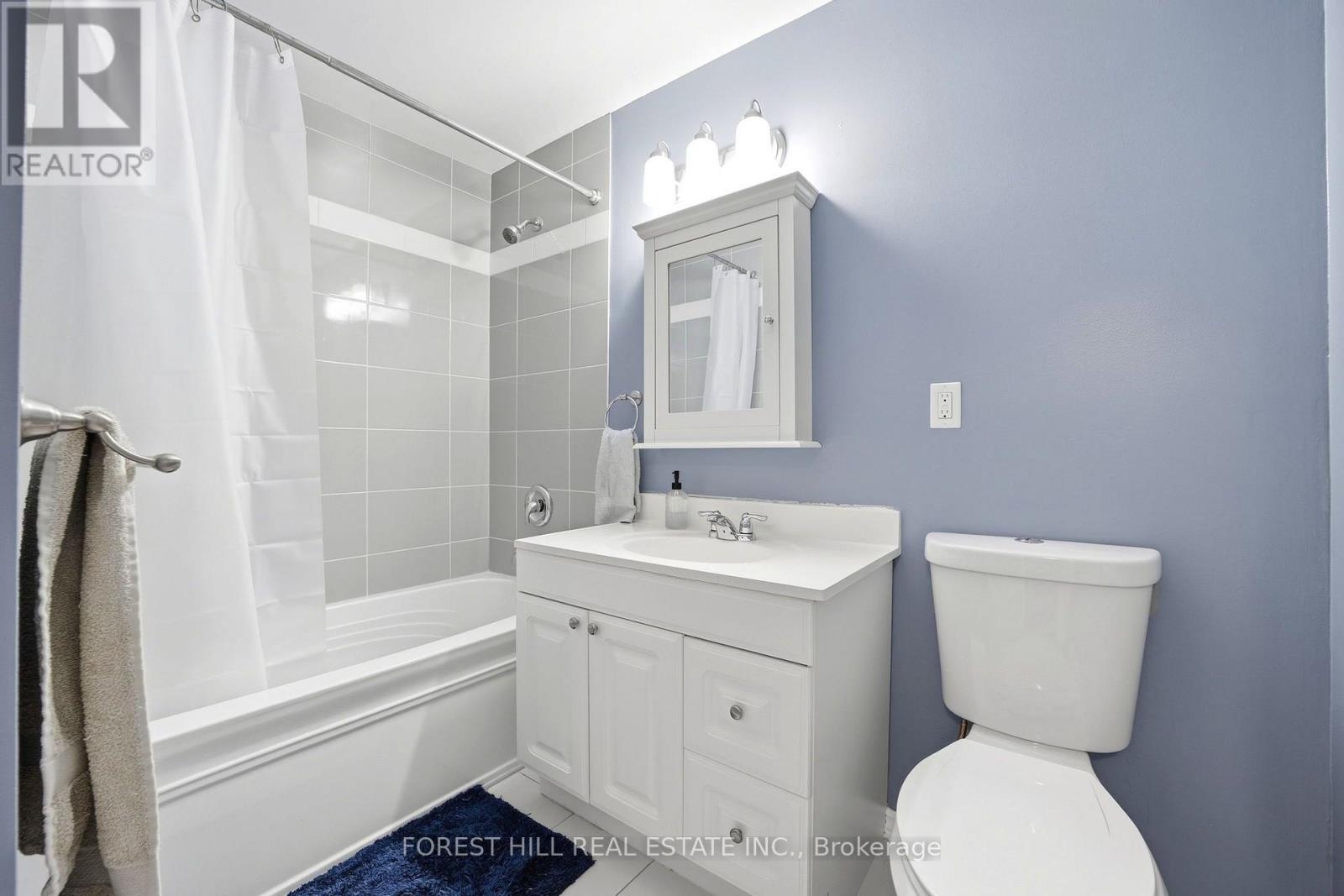 18 Griselda Court, Brampton, Ontario  L6S 1M6 - Photo 29 - W13824446