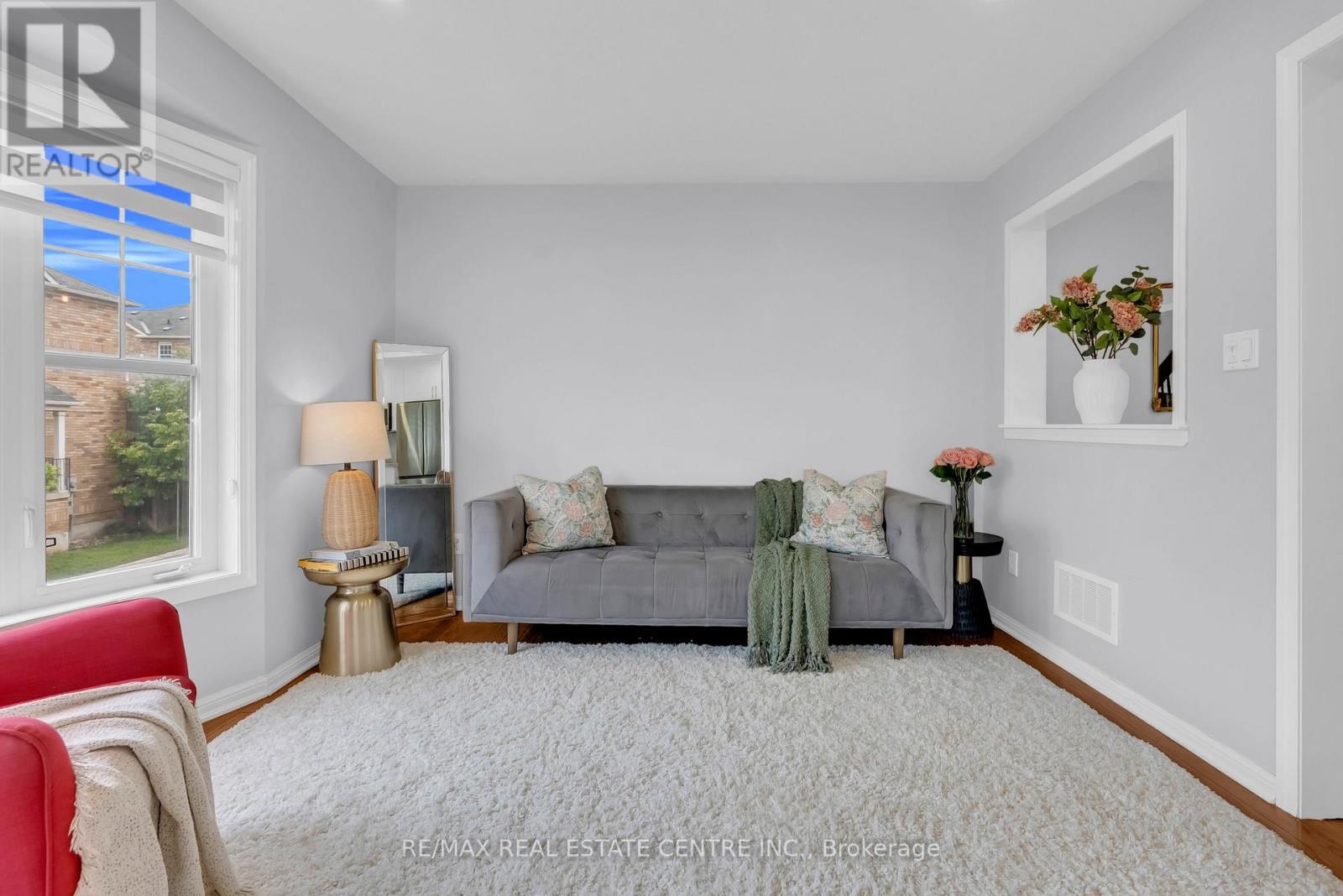2435 Coho Way N, Oakville, Ontario  L6M 0G7 - Photo 12 - W13824464
