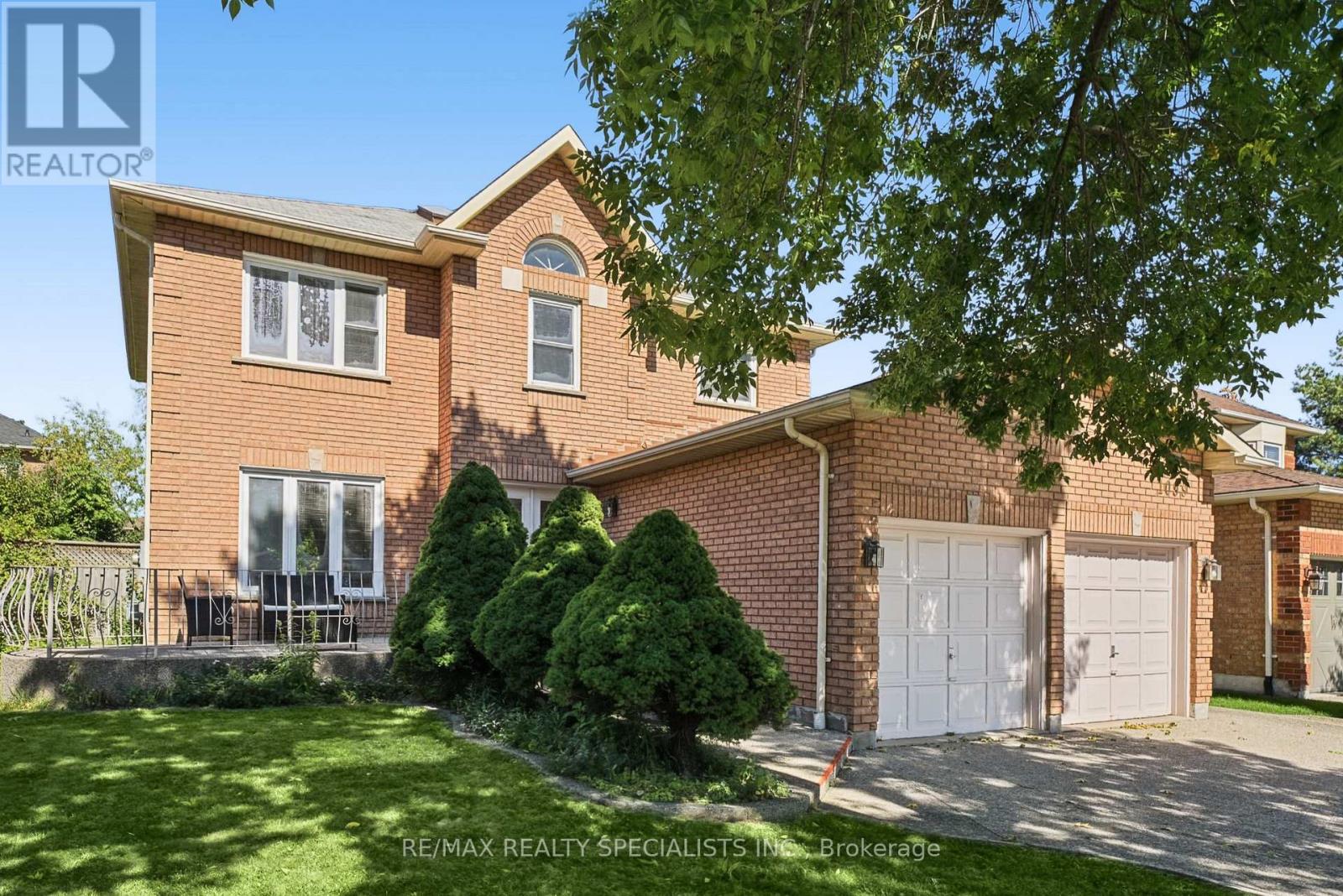 1099 THORESBY DRIVE, Oakville, Ontario
