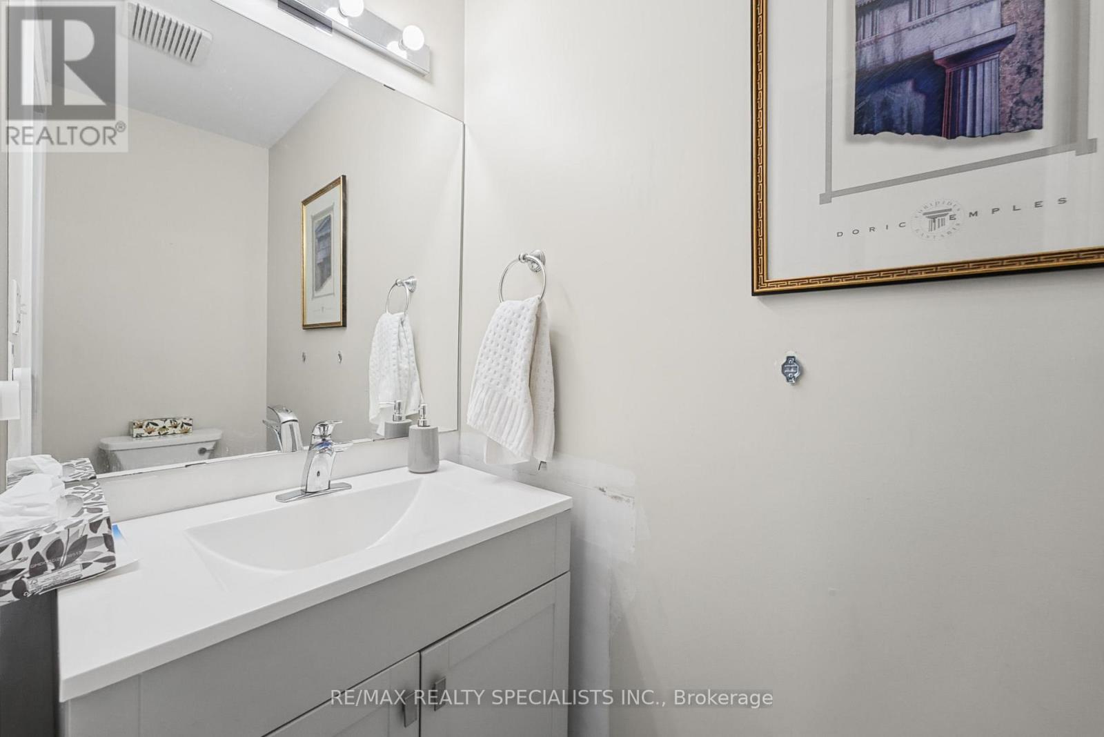 1099 Thoresby Drive, Oakville, Ontario  L6J 7M6 - Photo 25 - W13824486