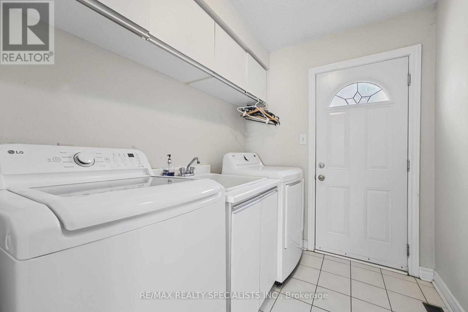 1099 Thoresby Drive, Oakville, Ontario  L6J 7M6 - Photo 26 - W13824486