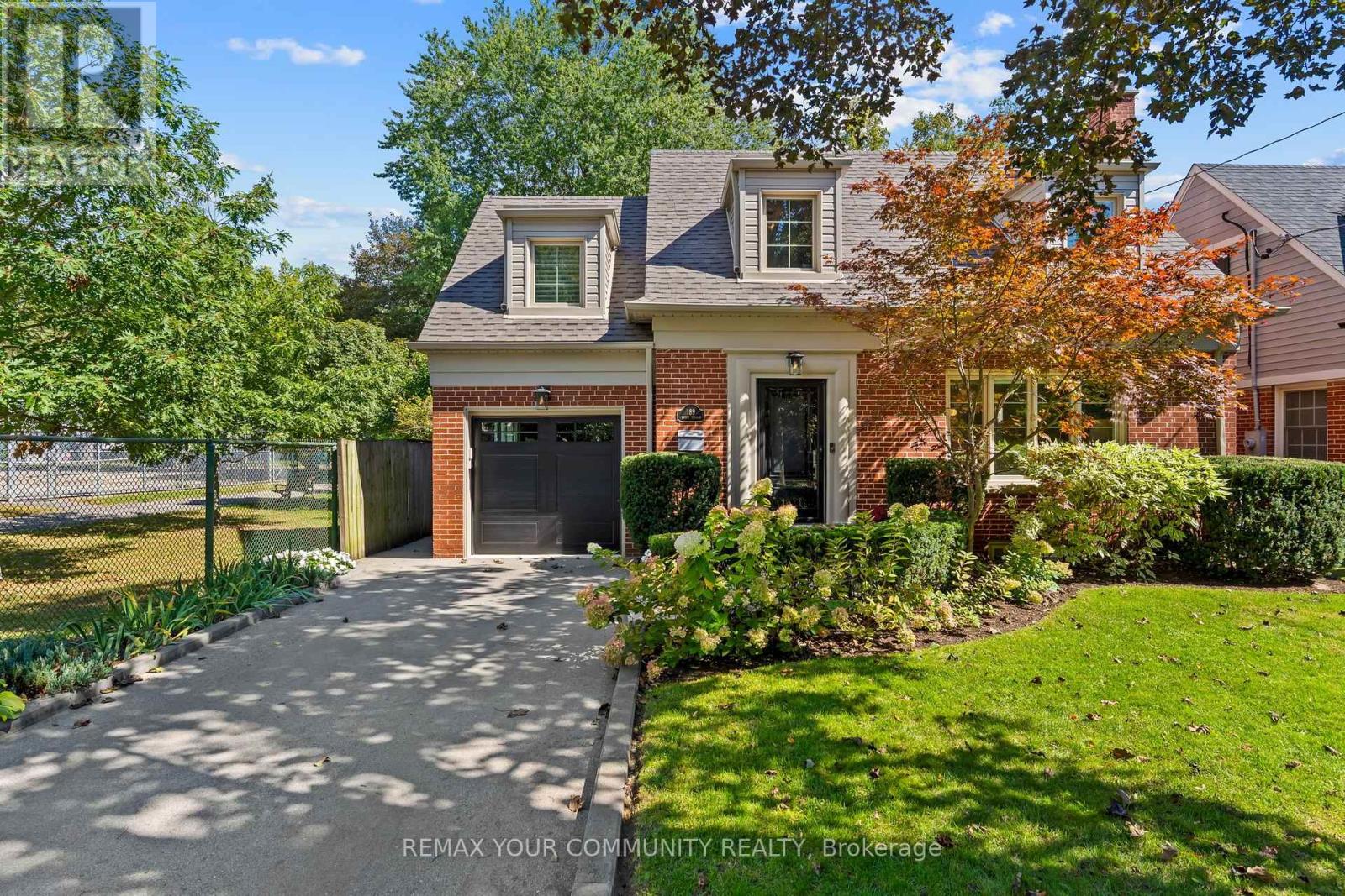 189 PRINCE EDWARD DRIVE S, Toronto, Ontario