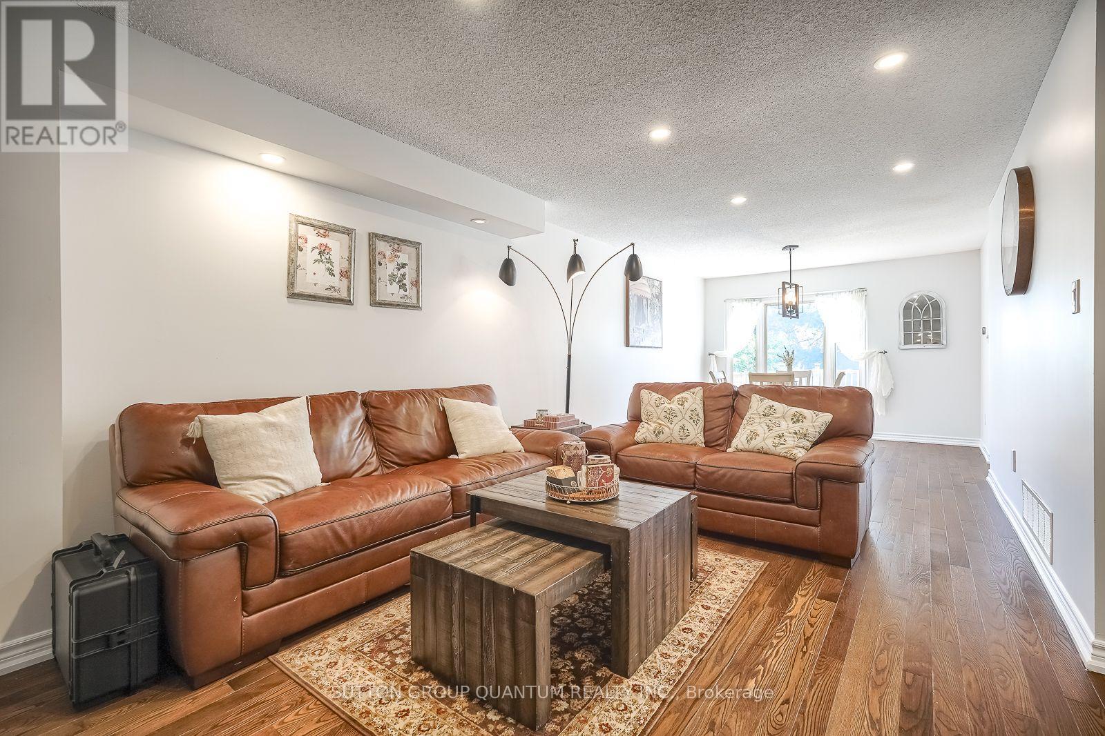 1279 Hedgestone Crescent S, Oakville, Ontario  L6M 1X9 - Photo 13 - W13824576