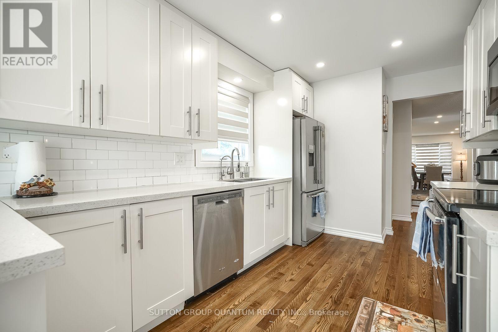 1279 Hedgestone Crescent S, Oakville, Ontario  L6M 1X9 - Photo 25 - W13824576