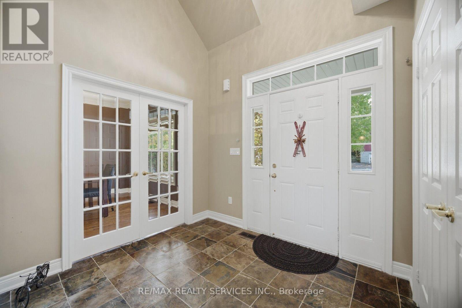 15727 Mclaughlin Road, Caledon, Ontario  L7C 3K3 - Photo 8 - W13824584