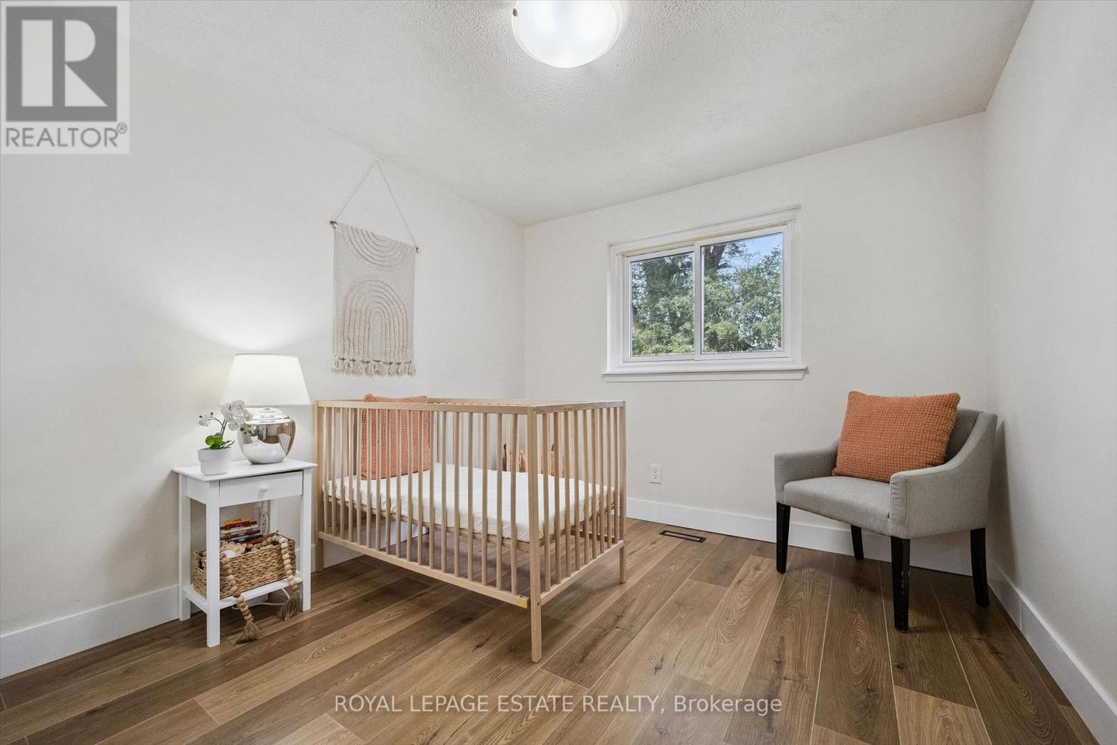 3325 Strabane Drive, Mississauga, Ontario  L5C 1W9 - Photo 19 - W13824612