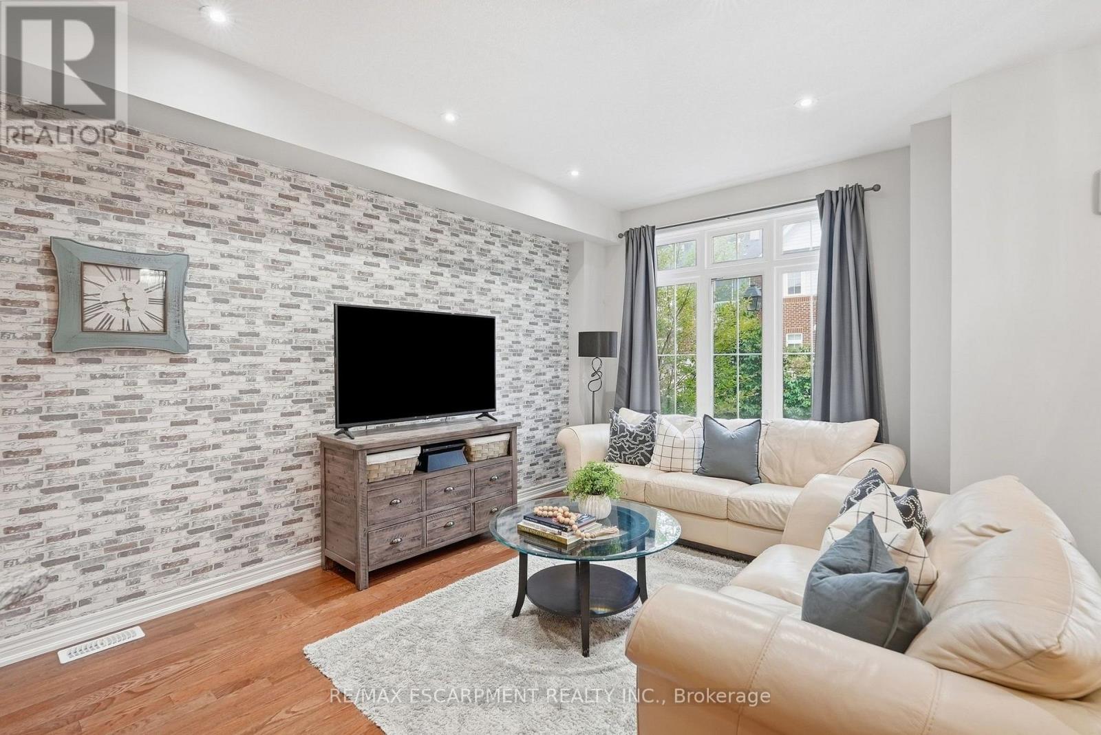 49 - 181 Plains Road W, Burlington, Ontario  L7T 0B1 - Photo 14 - W13824638